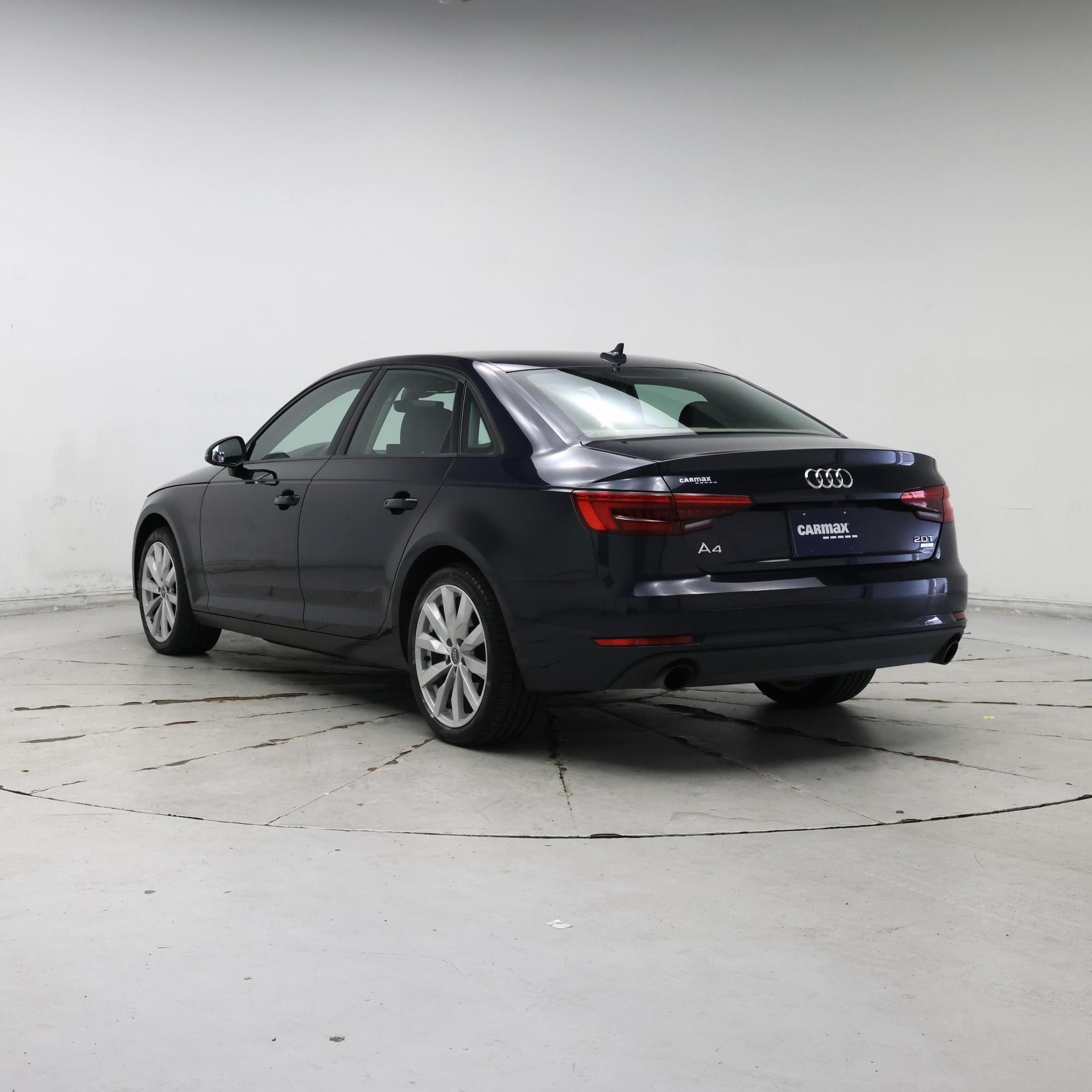 Thumbnail: 2017 Audi A4 - 2