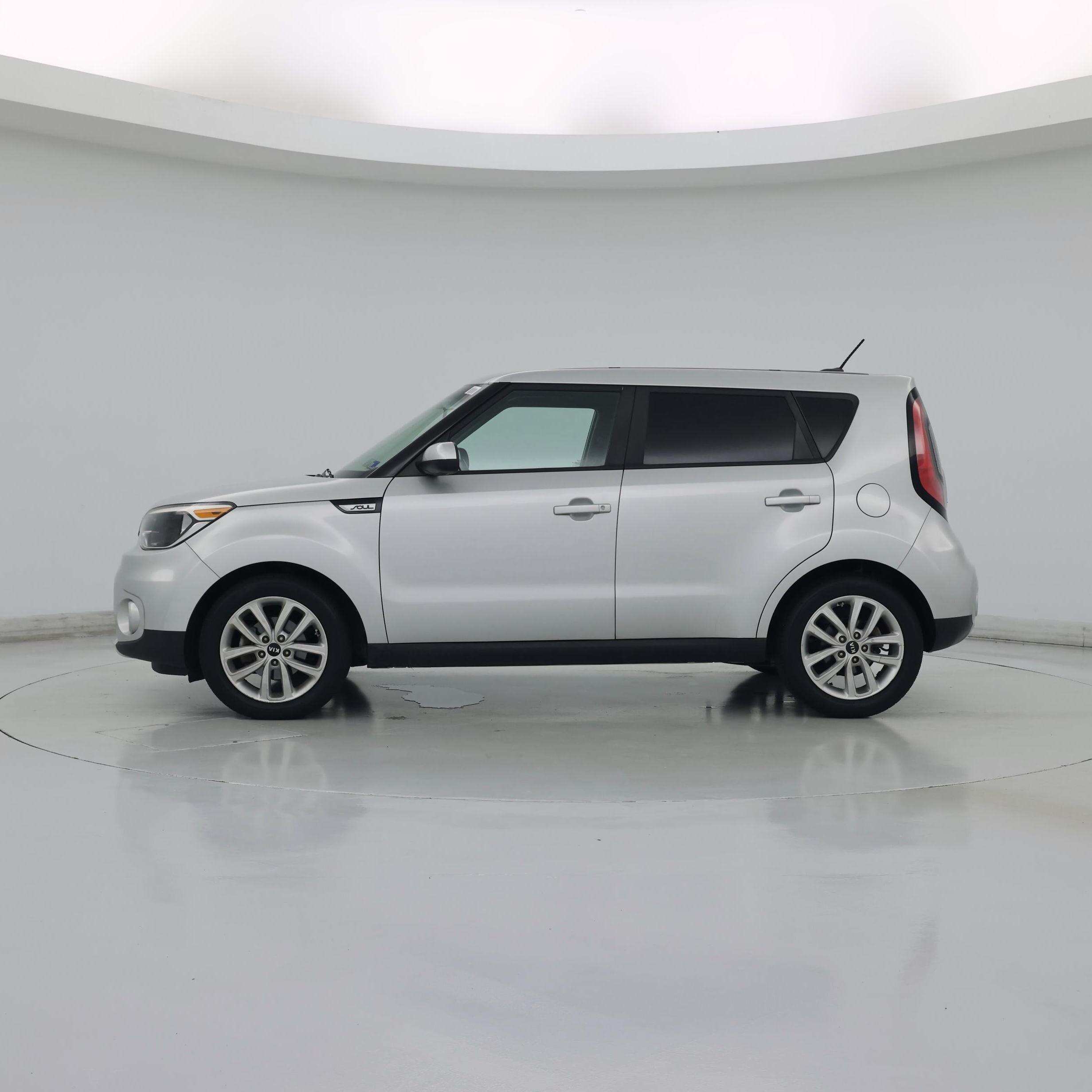 Thumbnail: 2017 Kia Soul - 3