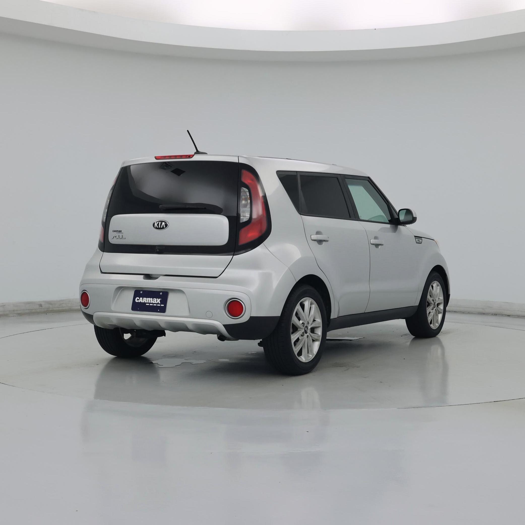 Thumbnail: 2017 Kia Soul - 8