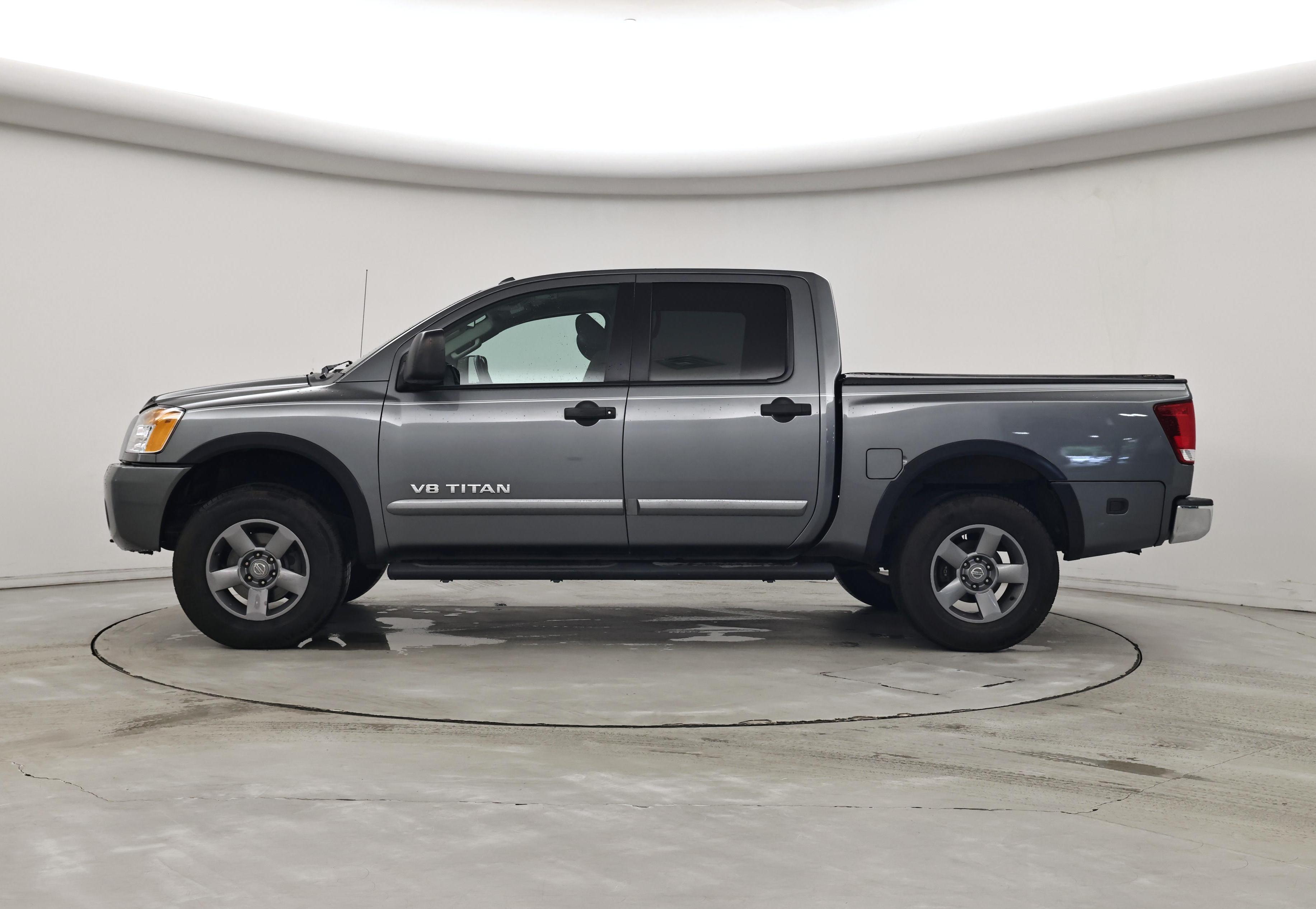 Thumbnail: 2015 Nissan Titan - 3