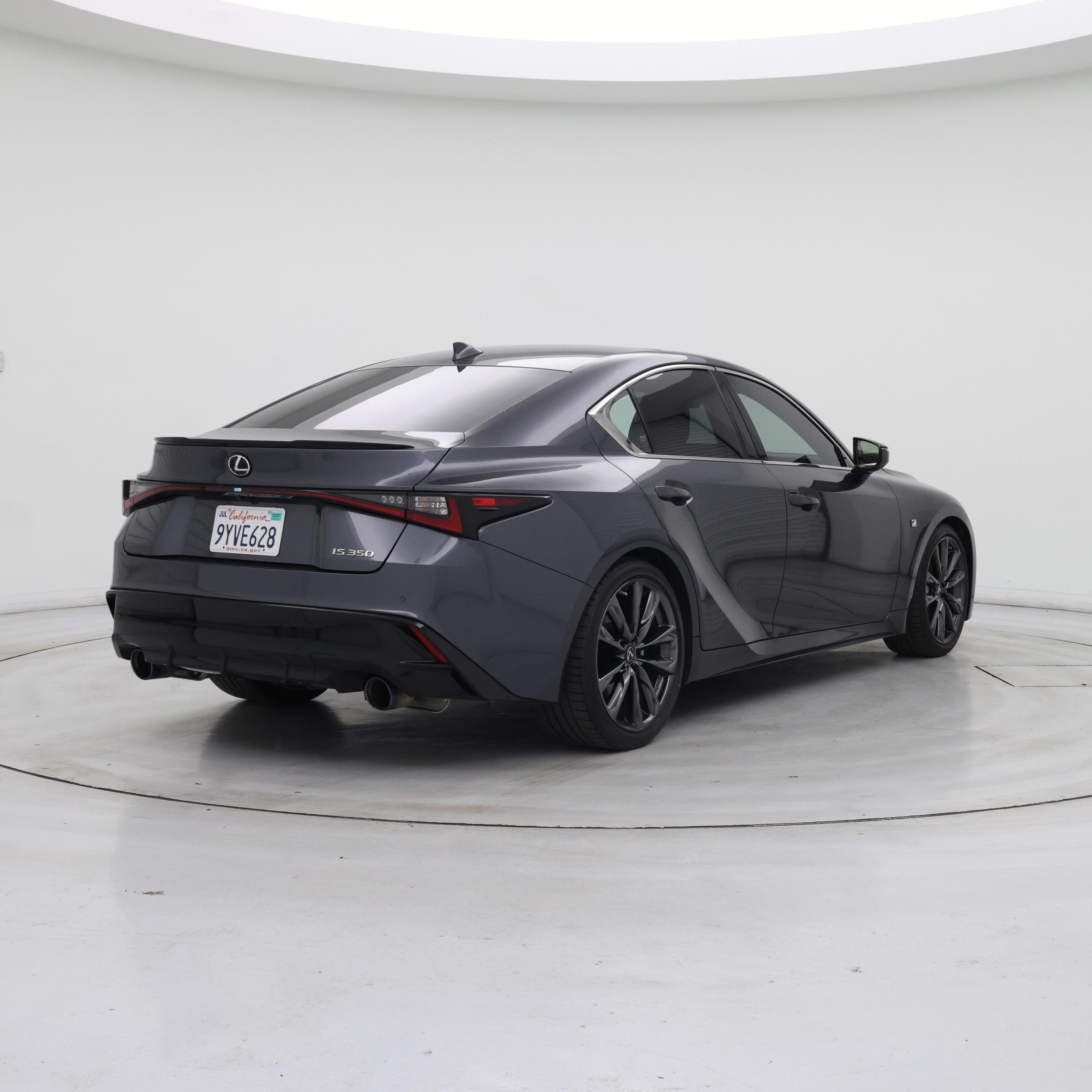 Thumbnail: 2022 Lexus IS - 8