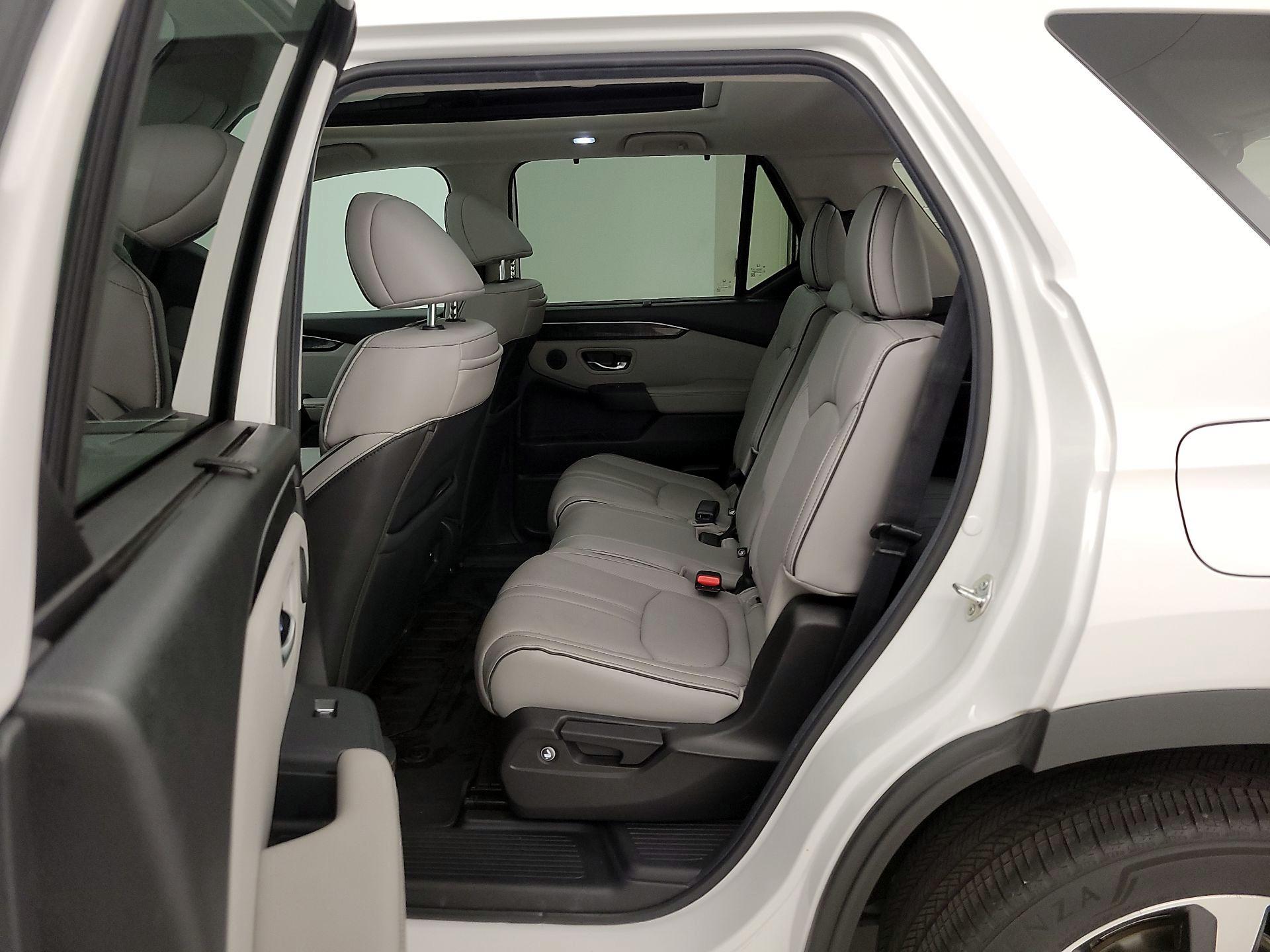 Thumbnail: 2025 Honda Pilot - 19