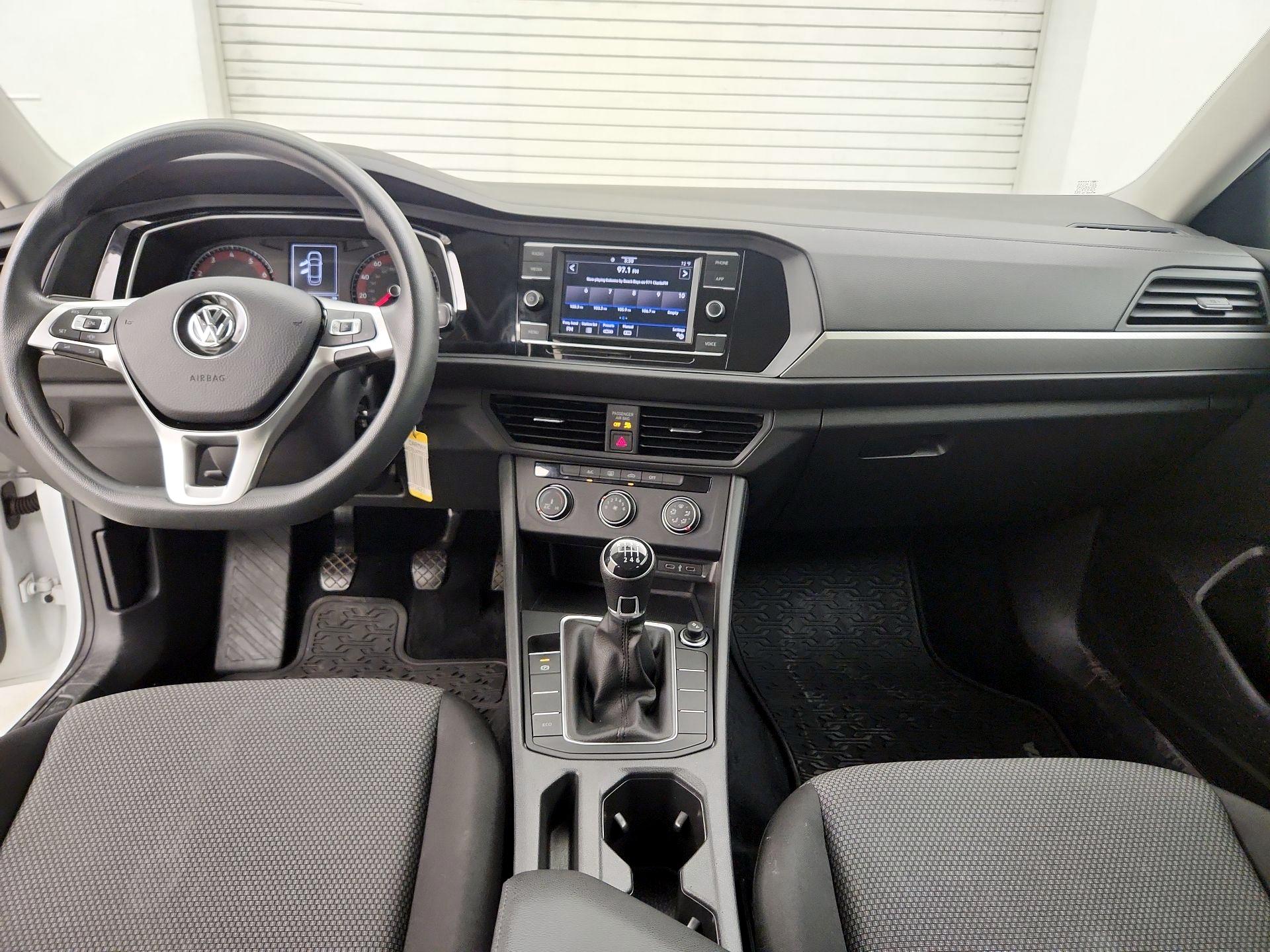 Thumbnail: 2021 Volkswagen Jetta - 9