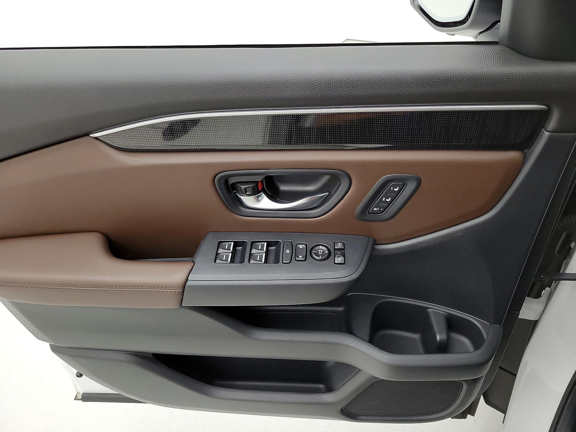 Thumbnail: 2025 Honda Pilot - 12