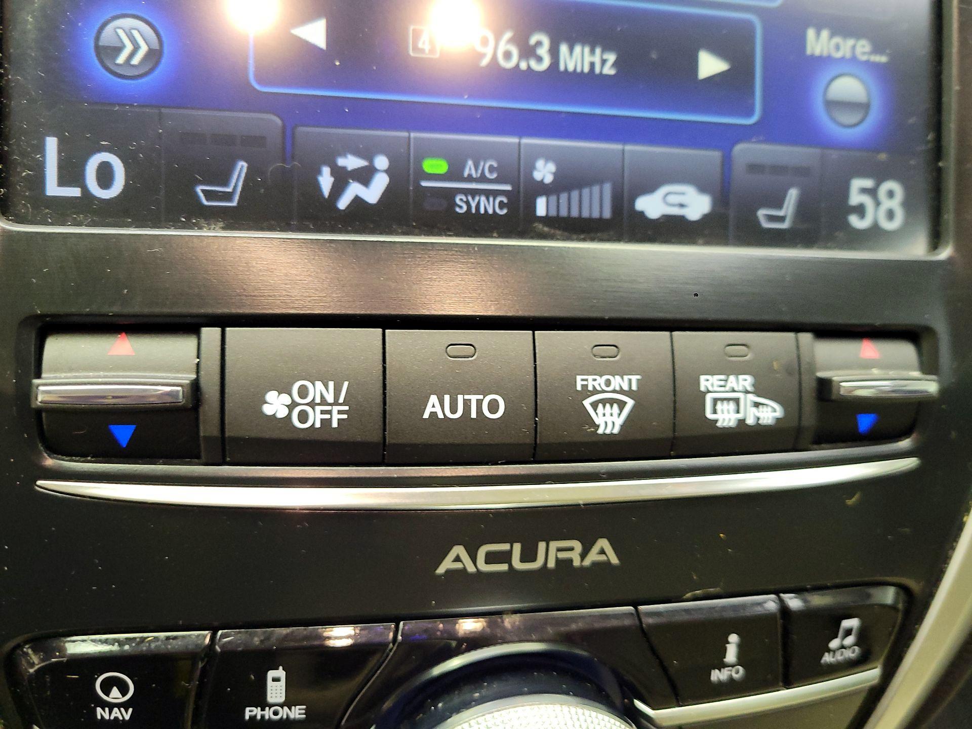Thumbnail: 2015 Acura TLX - 17