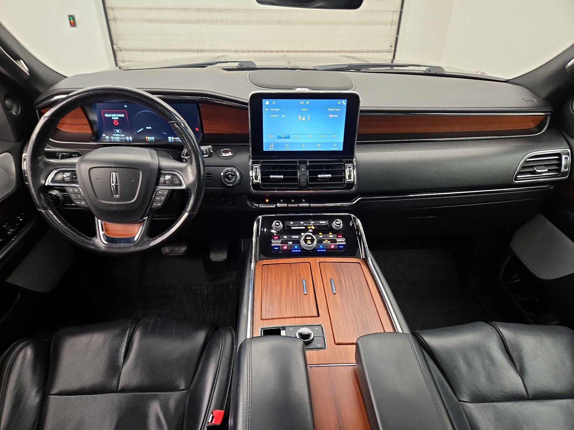Thumbnail: 2019 Lincoln Navigator - 9