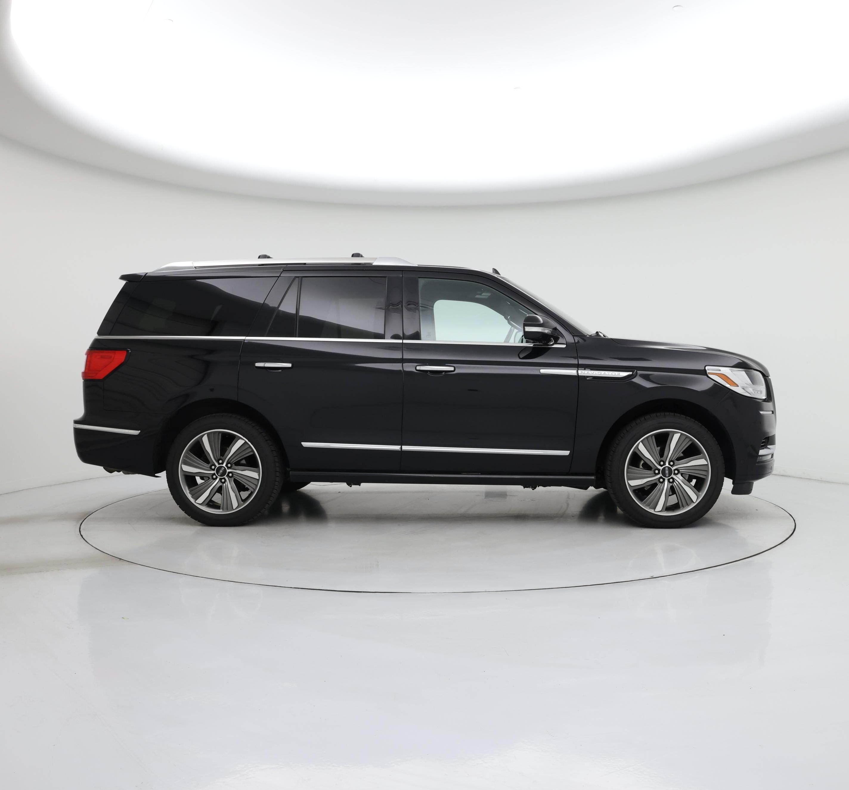 Thumbnail: 2019 Lincoln Navigator - 7