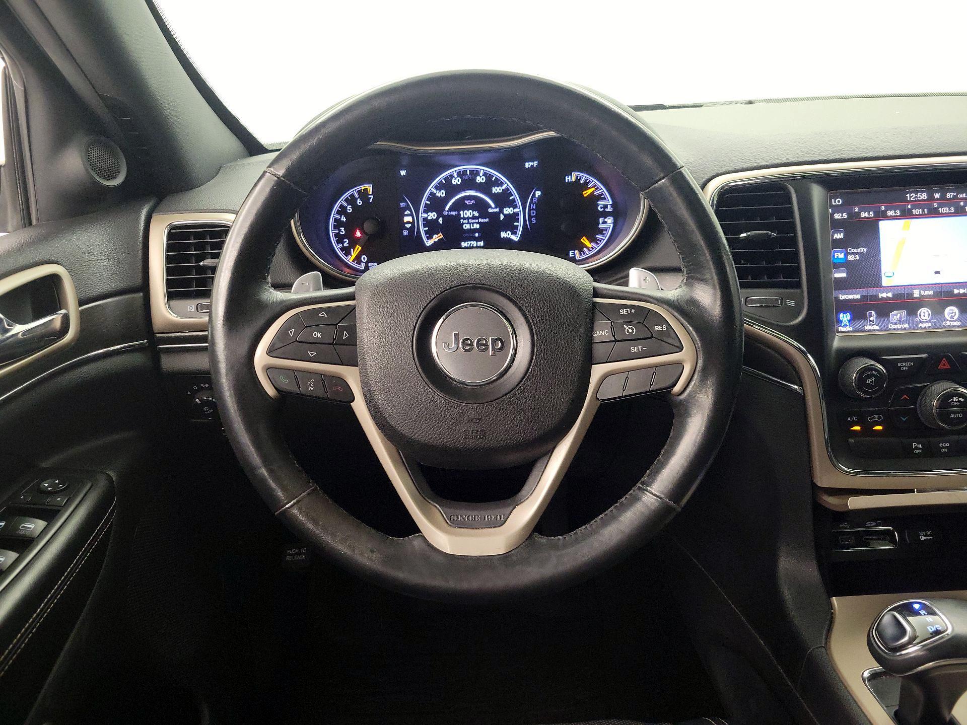 Thumbnail: 2015 Jeep Grand Cherokee - 10