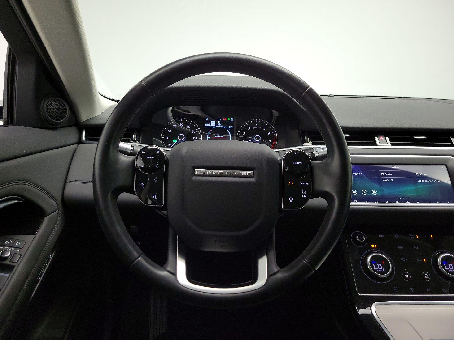 Thumbnail: 2020 Land Rover Range Rover Evoque - 10