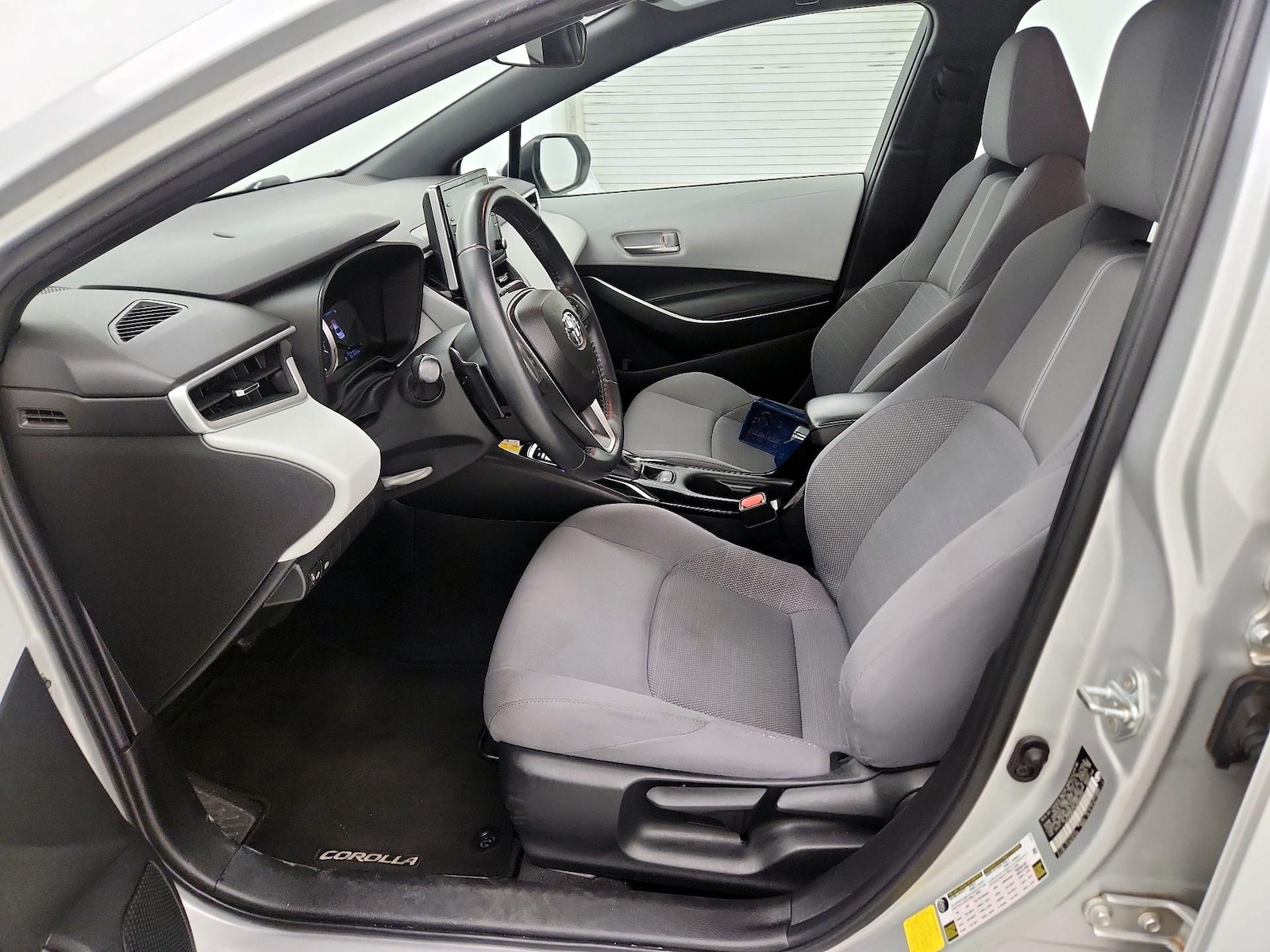 2020 Toyota Corolla SE - Photo 12