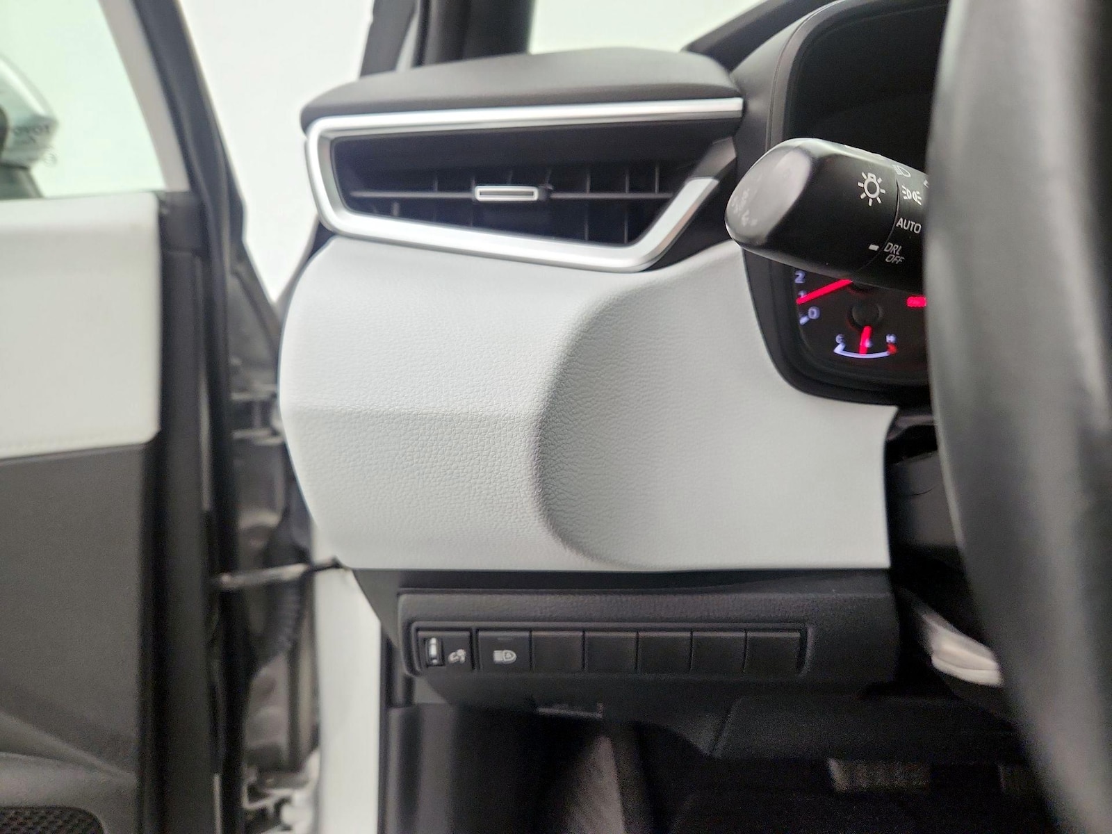 2020 Toyota Corolla SE - Photo 14