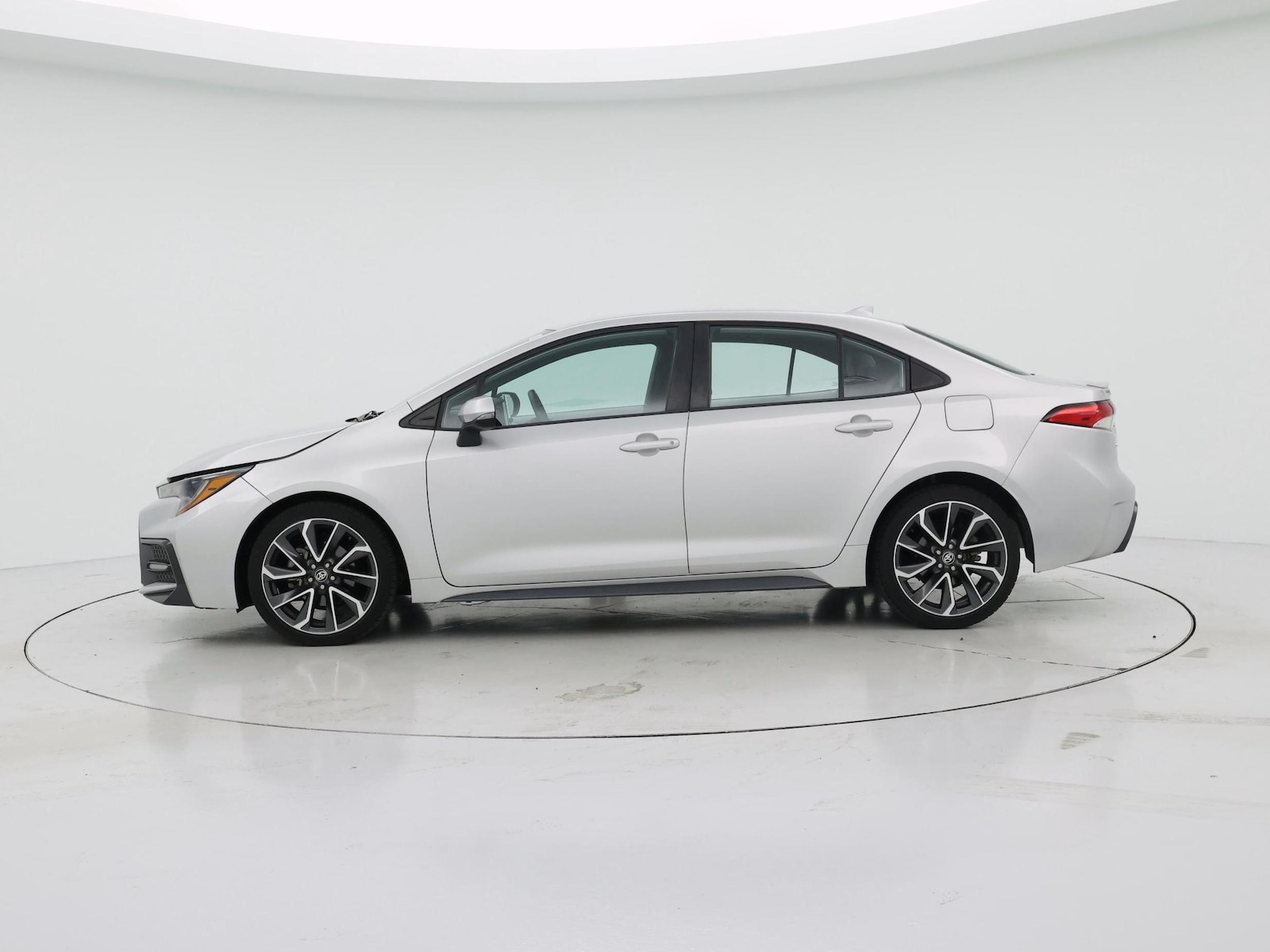 2020 Toyota Corolla SE - Photo 4