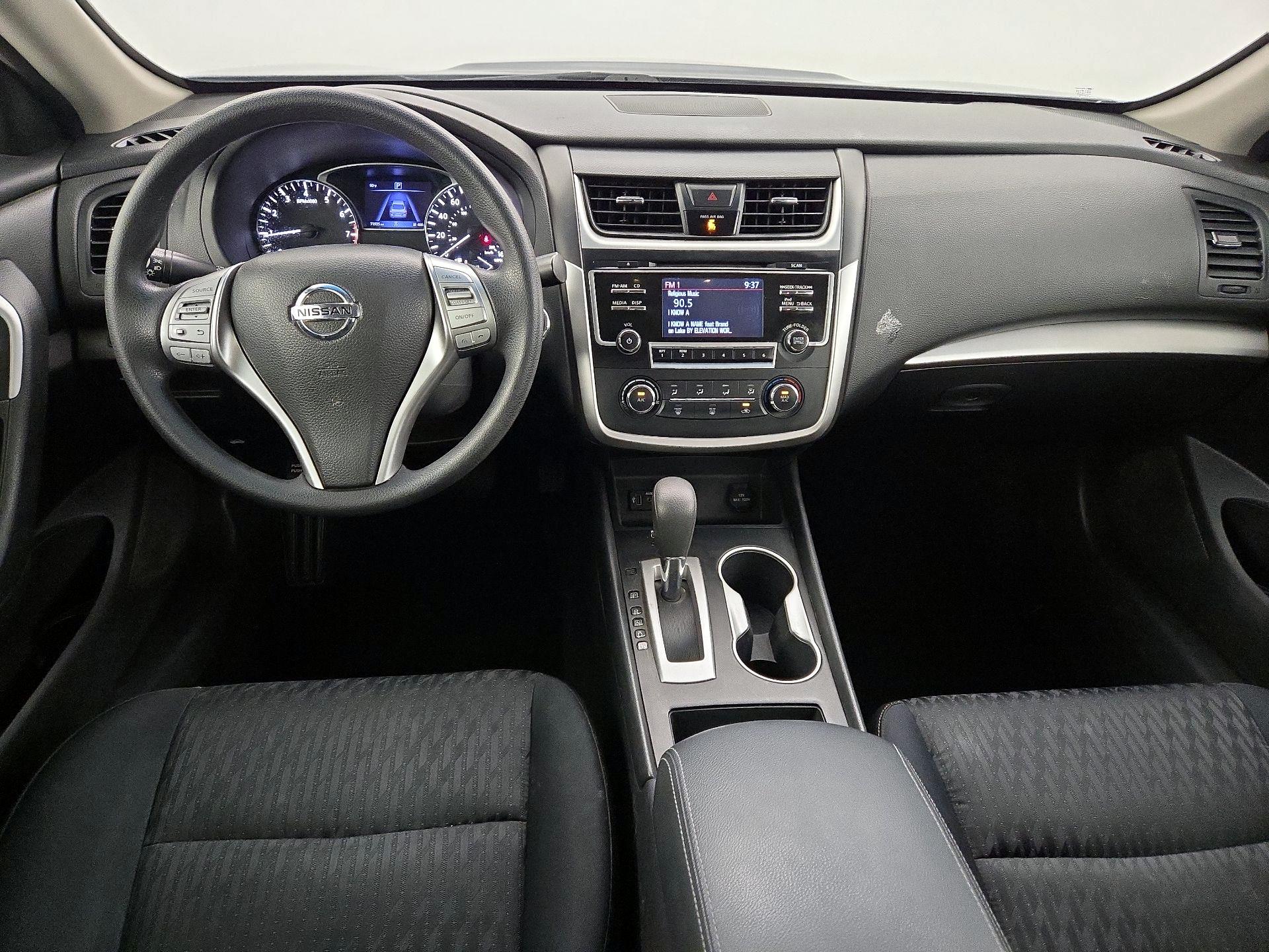 Thumbnail: 2018 Nissan Altima - 9