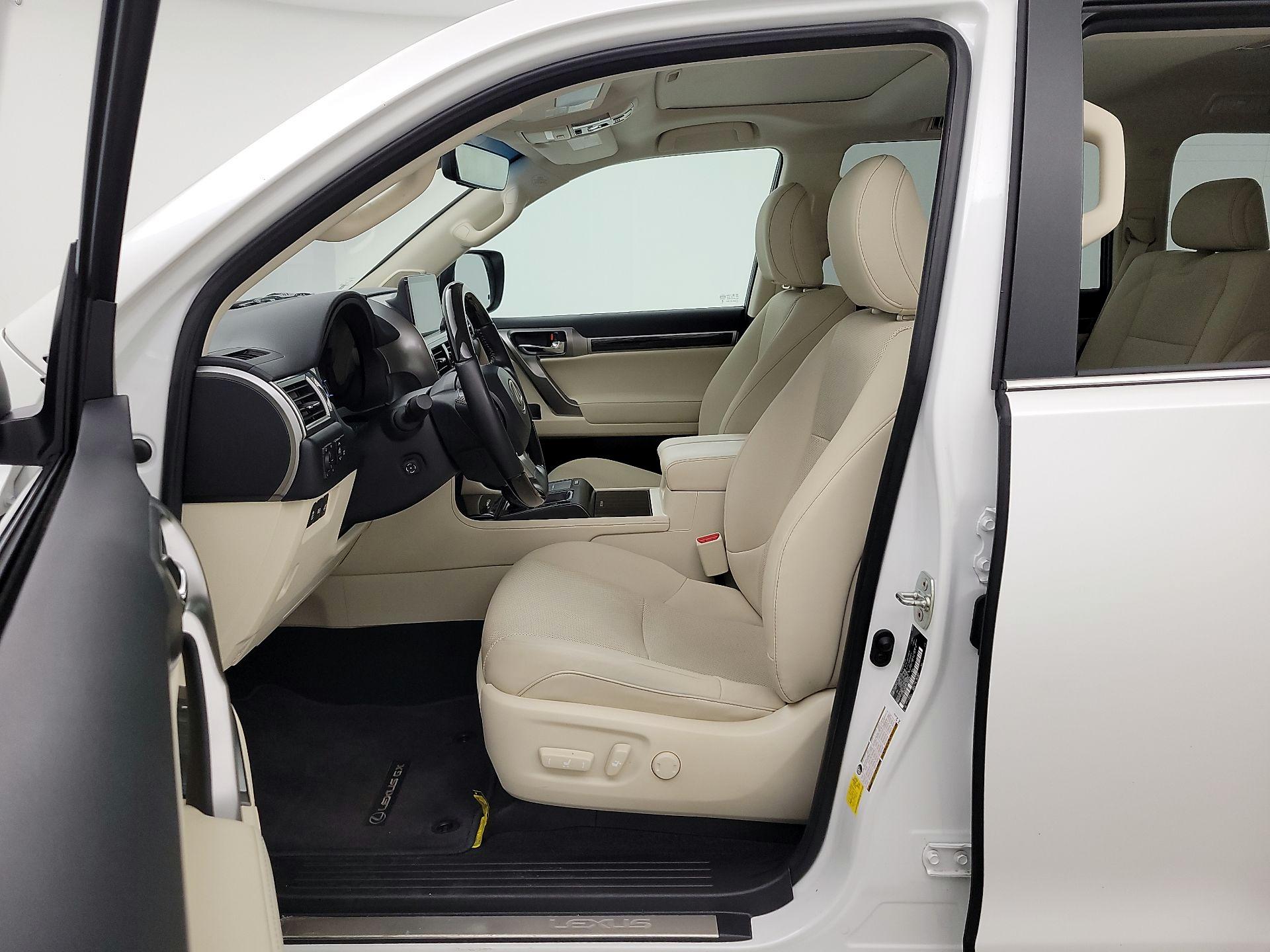 Thumbnail: 2023 Lexus GX - 11