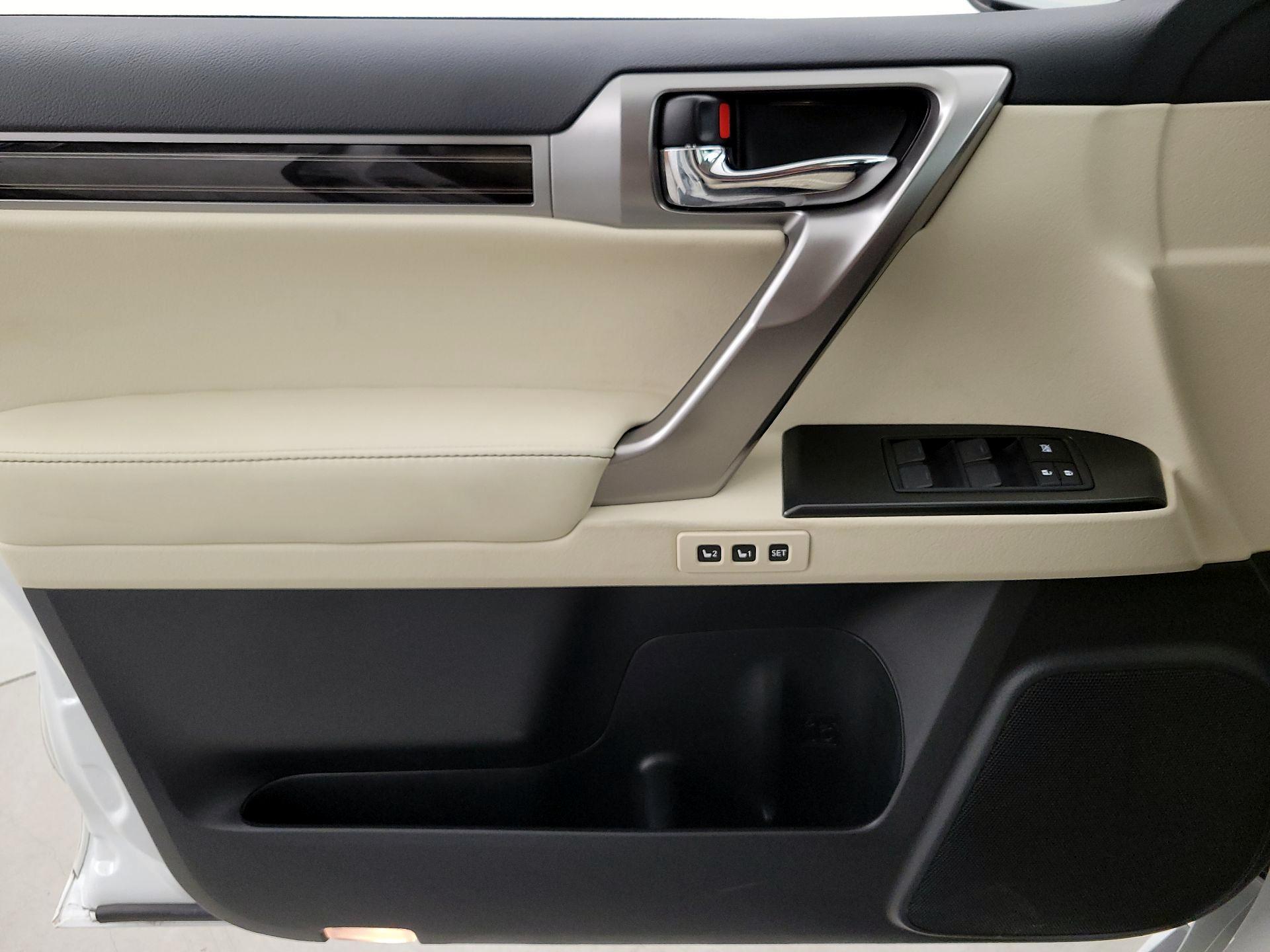 Thumbnail: 2023 Lexus GX - 12