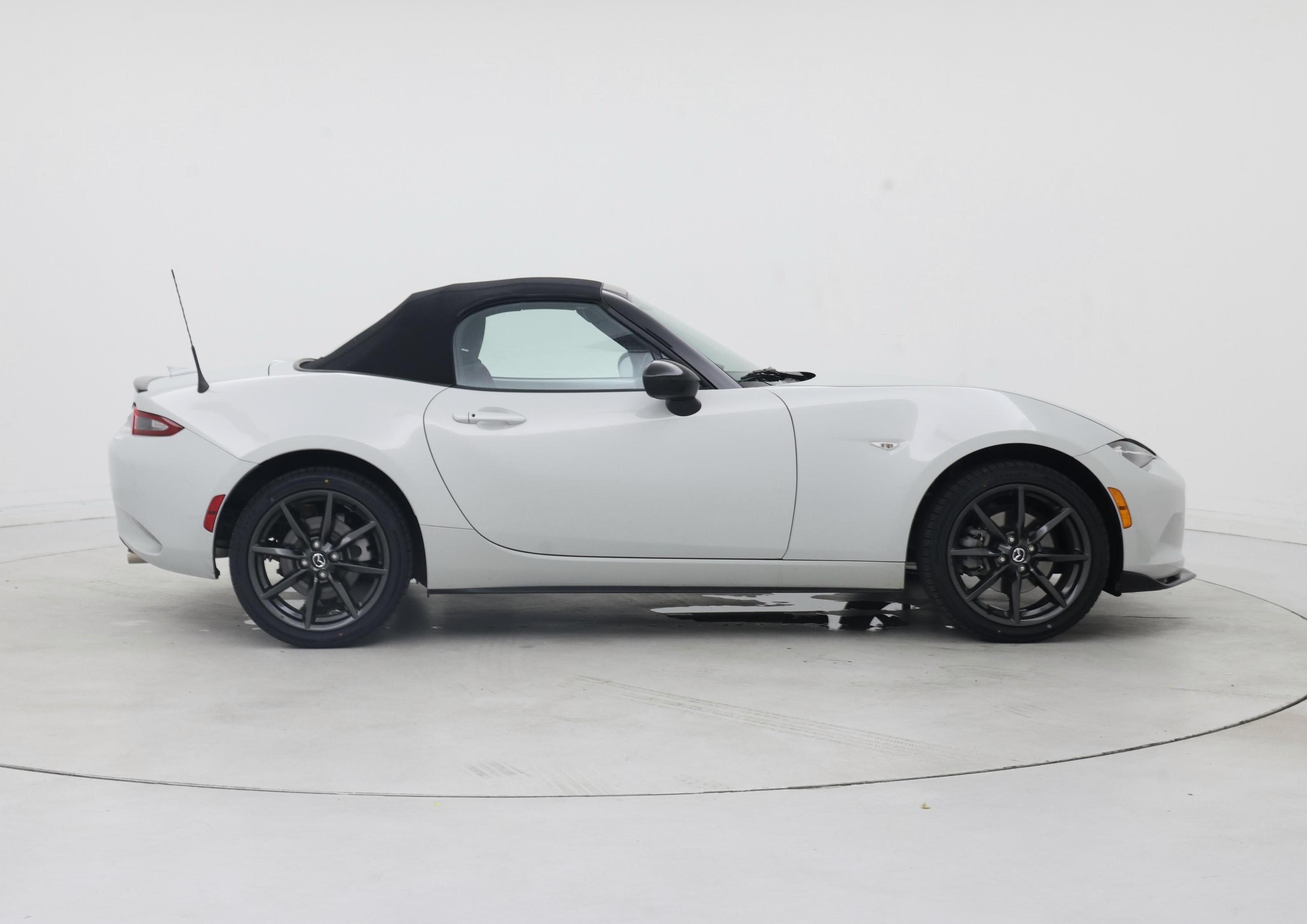 Thumbnail: 2016 Mazda MX-5 Miata - 7