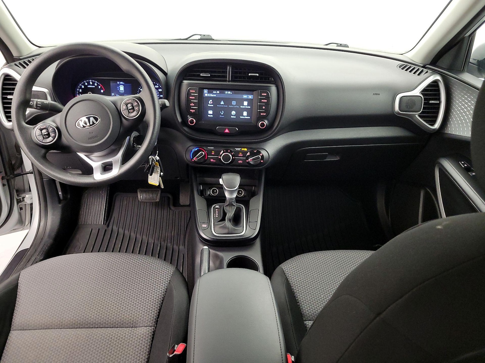 2020 Kia Soul LX - Photo 10