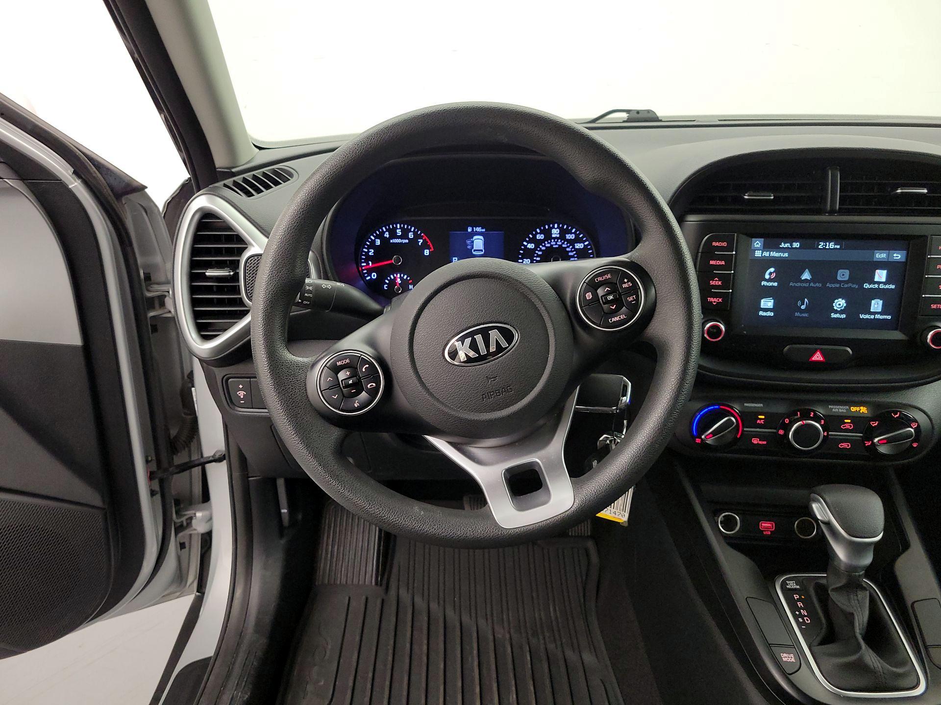 Thumbnail: 2020 Kia Soul - 10