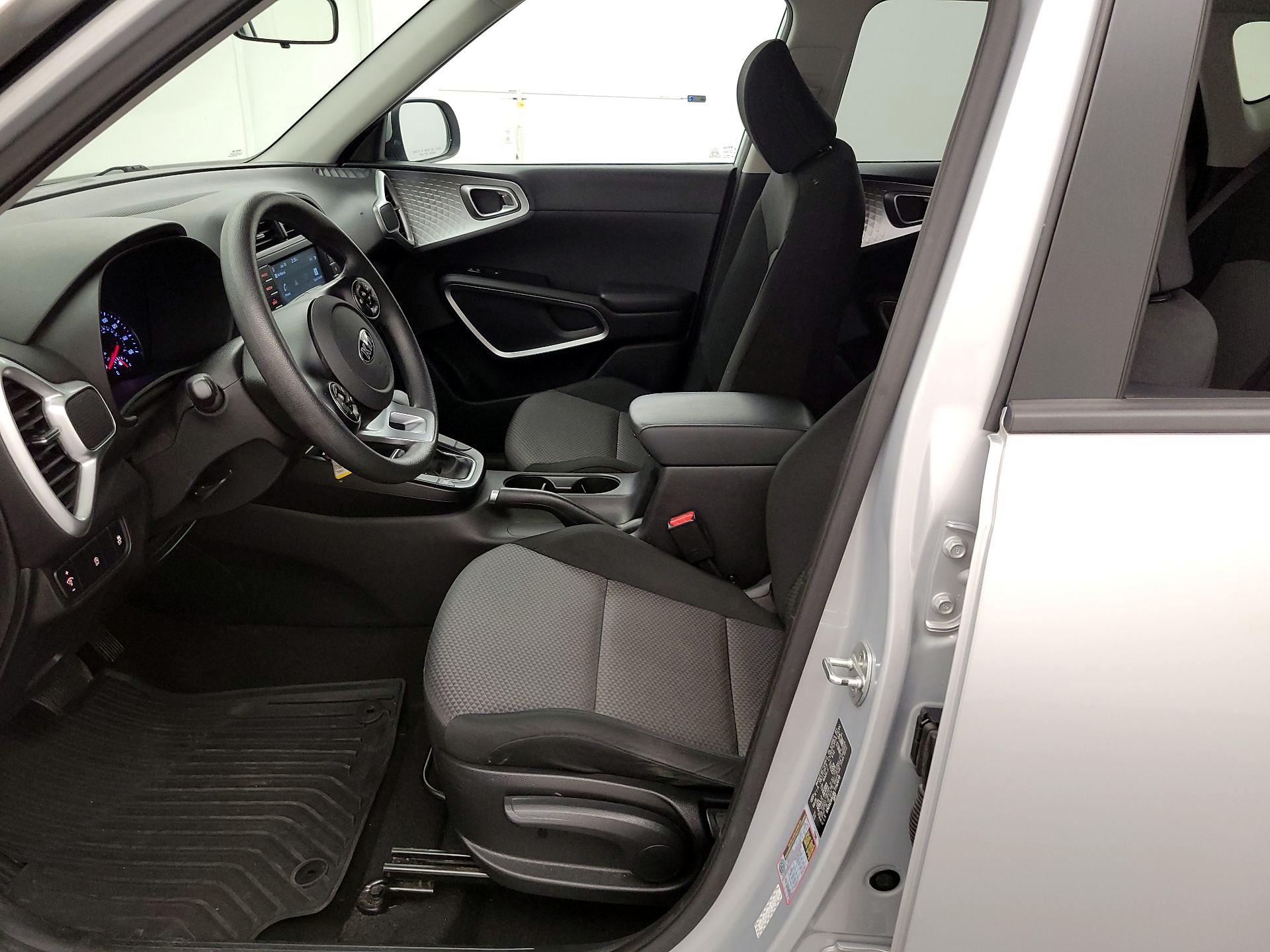 Thumbnail: 2020 Kia Soul - 11