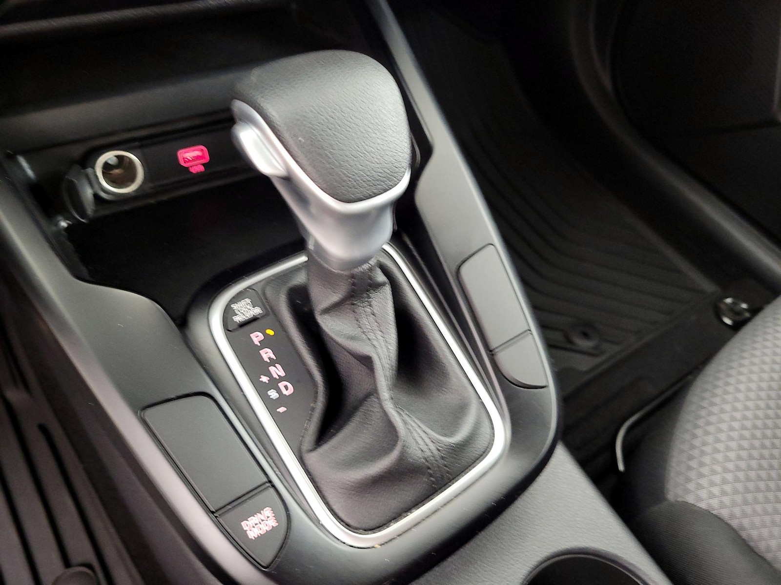 2020 Kia Soul LX - Photo 18