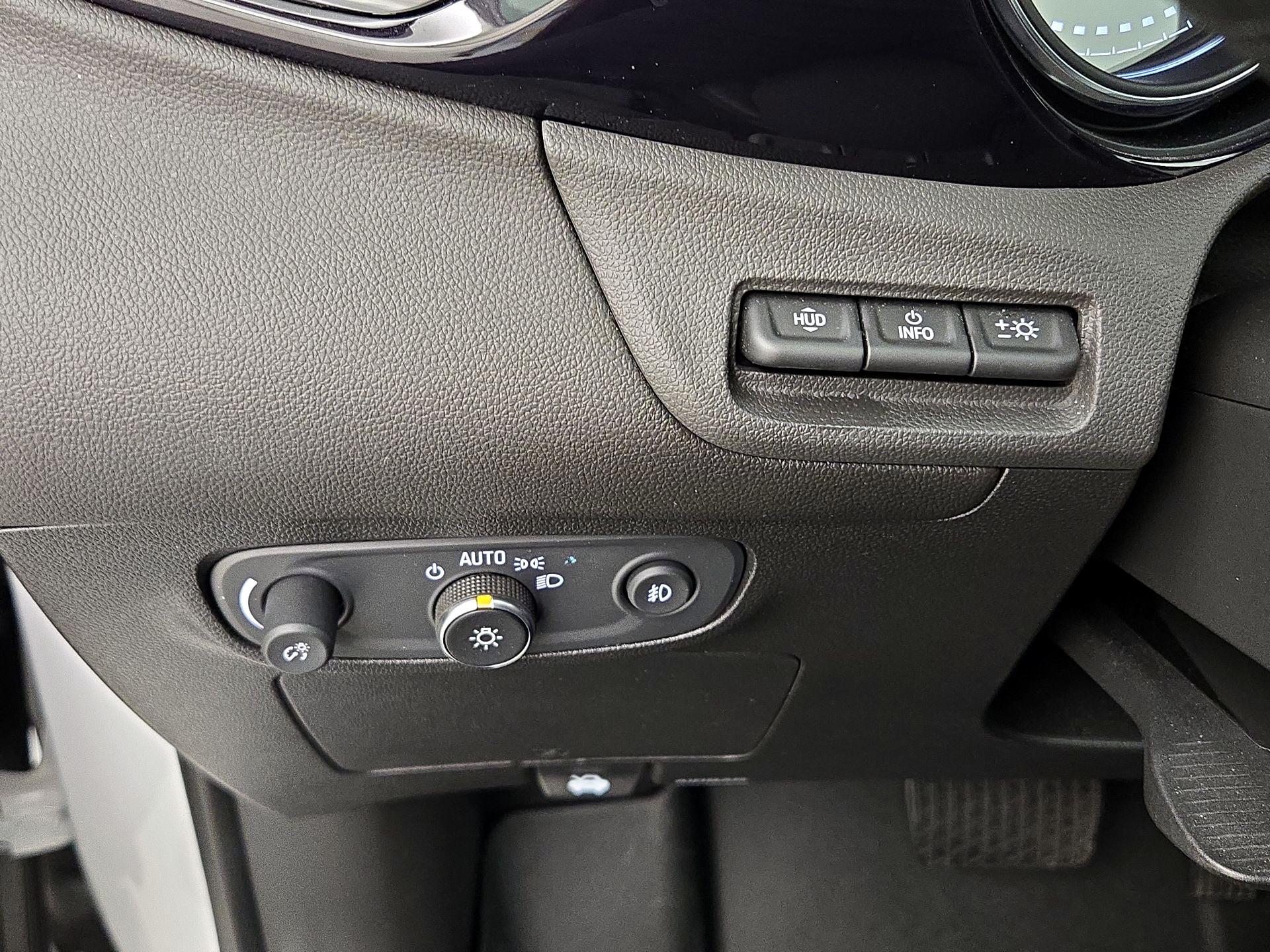 Thumbnail: 2020 Buick Encore GX - 13