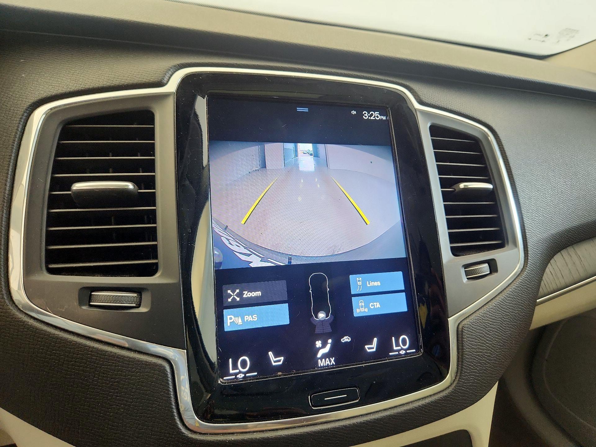 Thumbnail: 2020 Volvo XC90 - 14