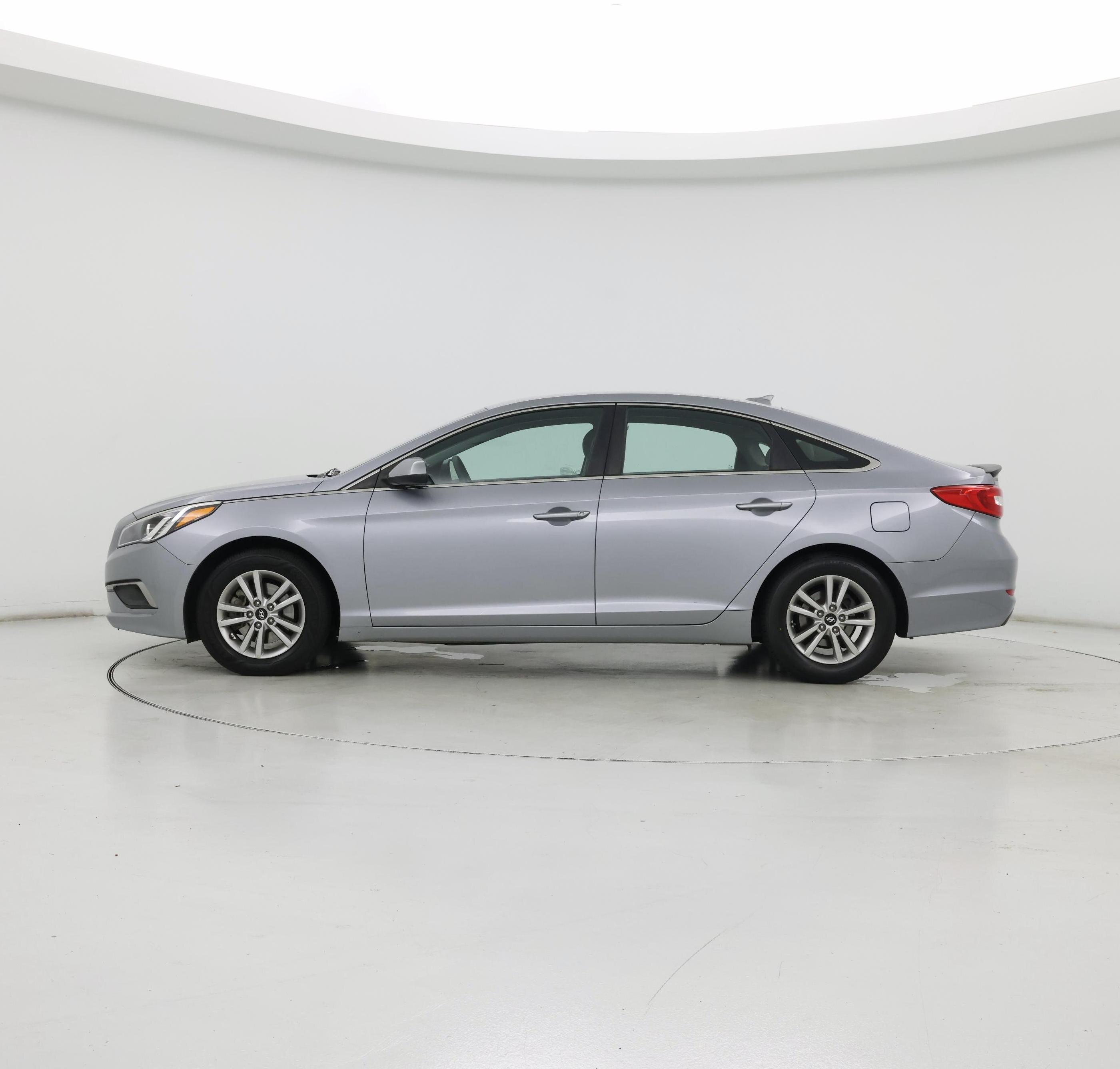 Thumbnail: 2017 Hyundai Sonata - 3