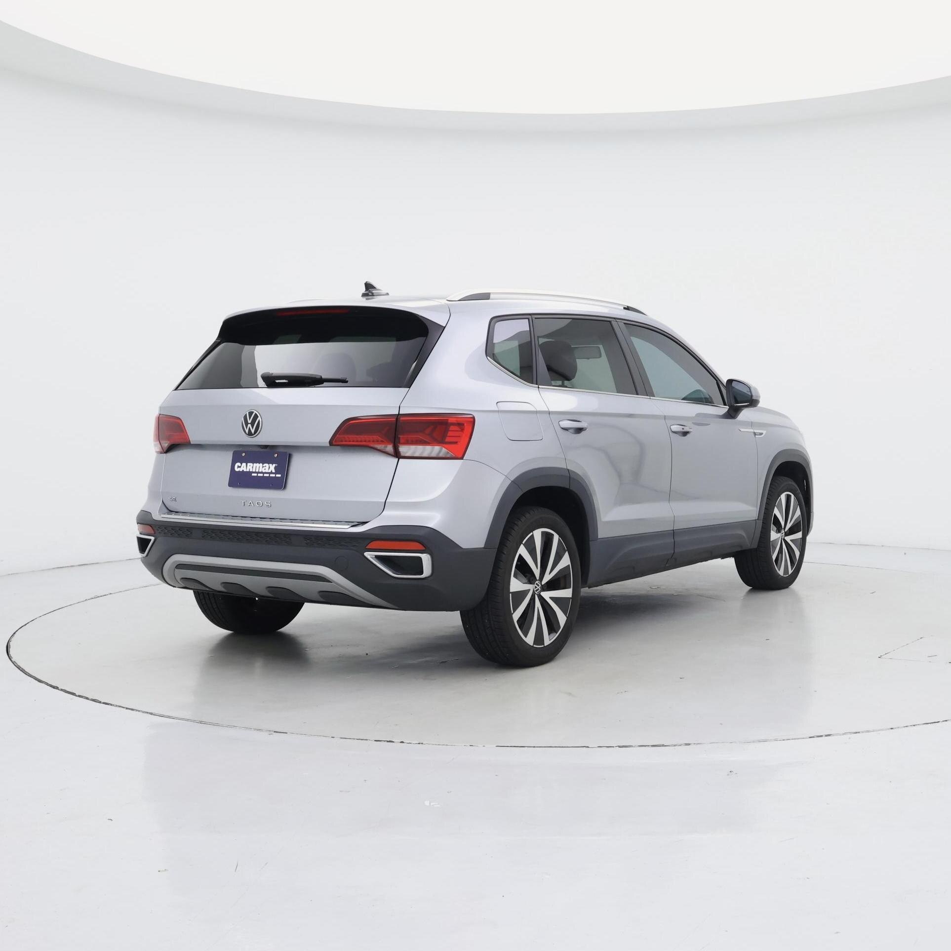Thumbnail: 2022 Volkswagen Taos - 8