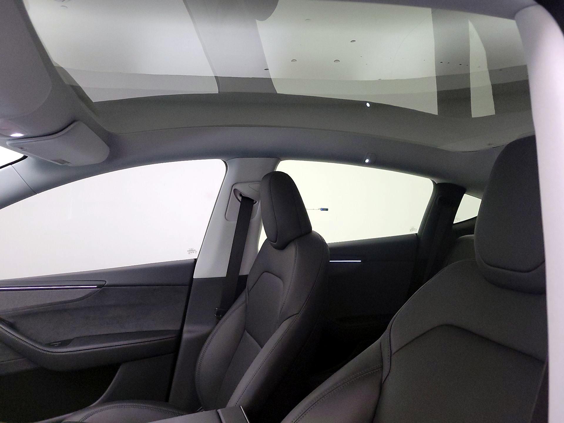 Thumbnail: 2026 Tesla Model Y - 18