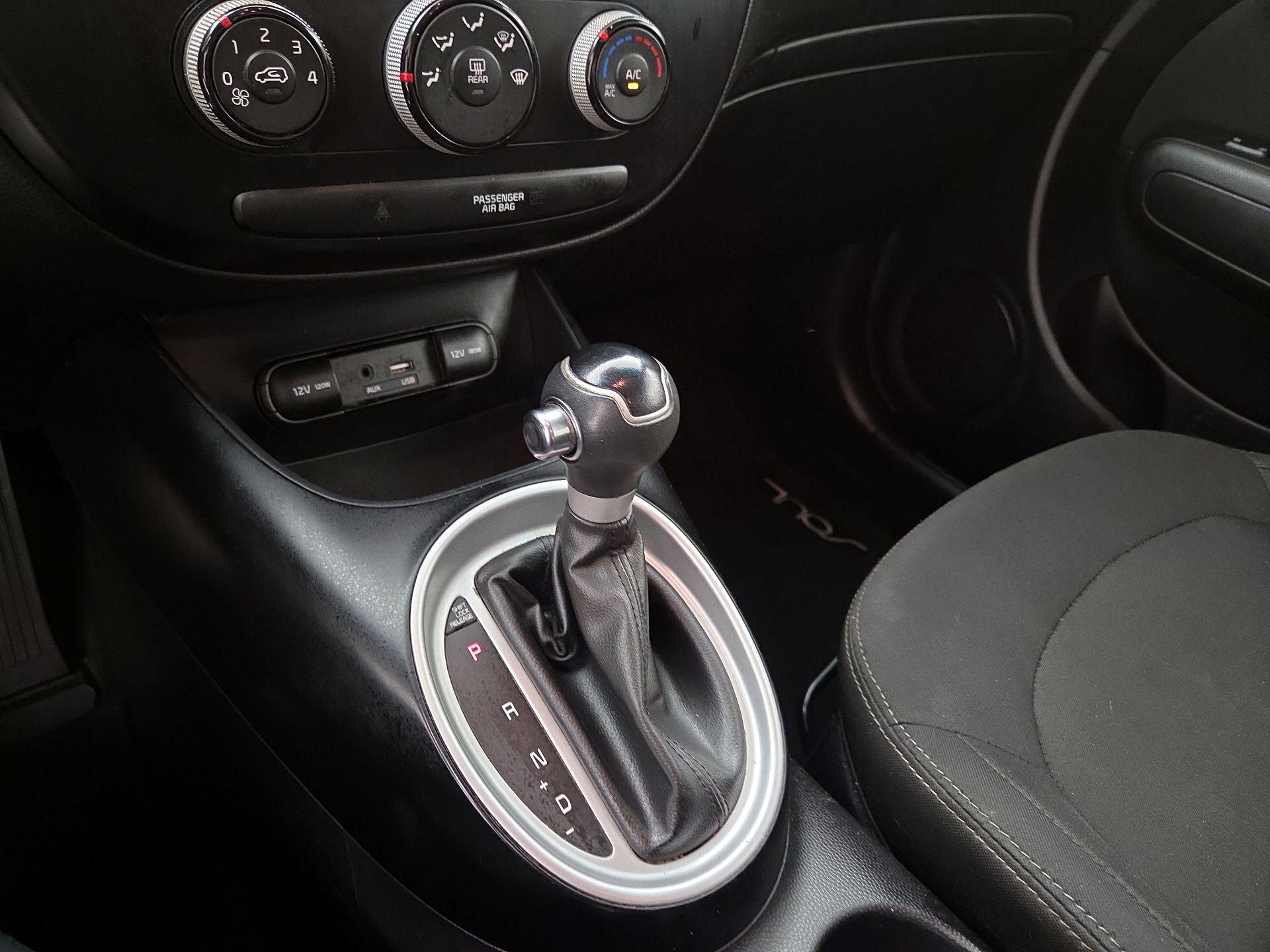 Thumbnail: 2019 Kia Soul - 17