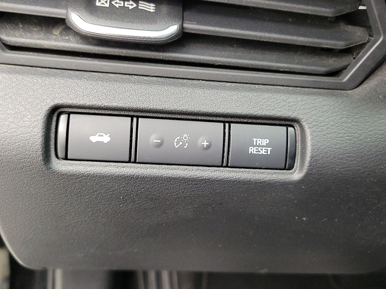 2019 Nissan Altima S - Photo 14