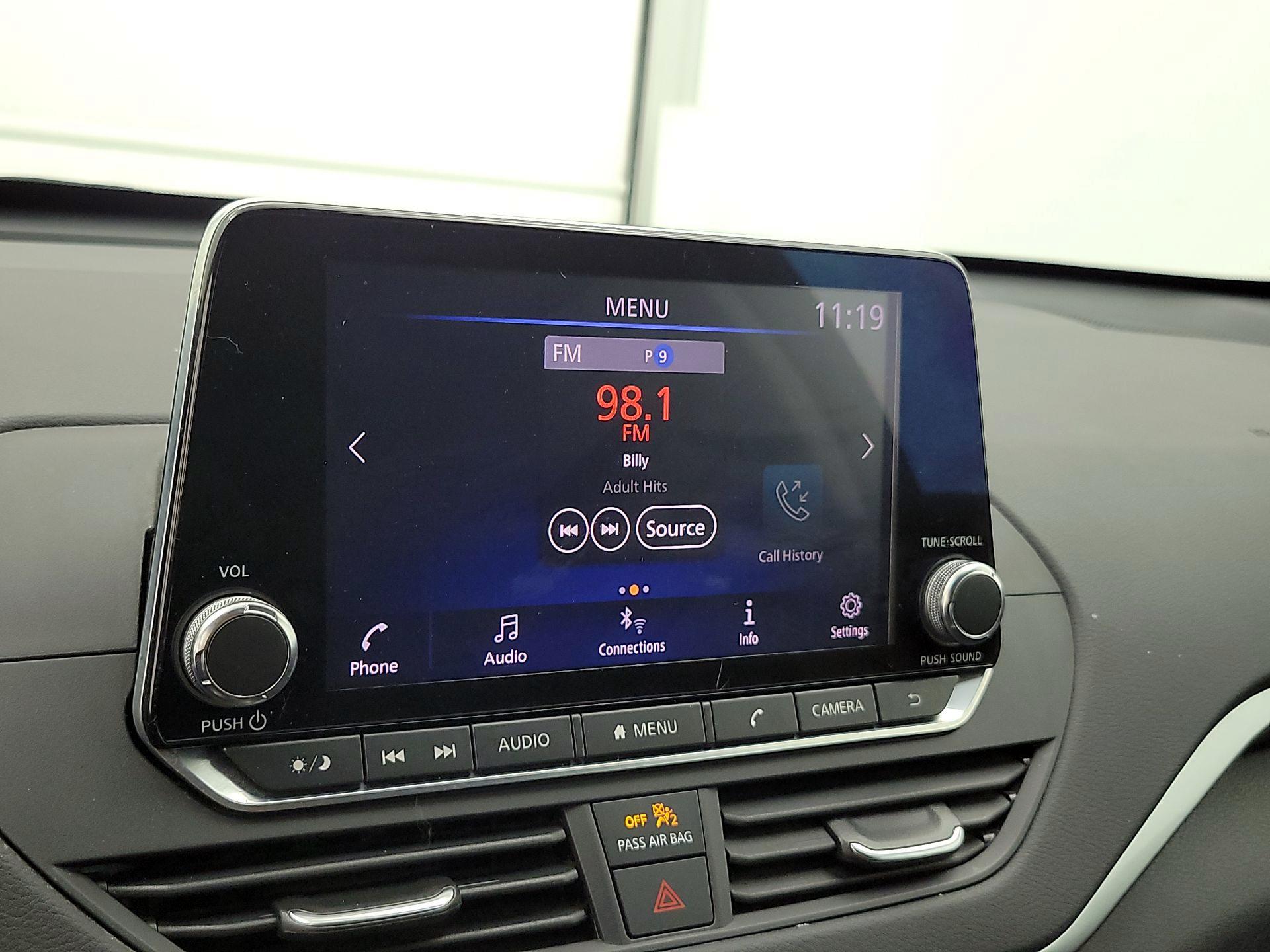 Thumbnail: 2019 Nissan Altima - 15