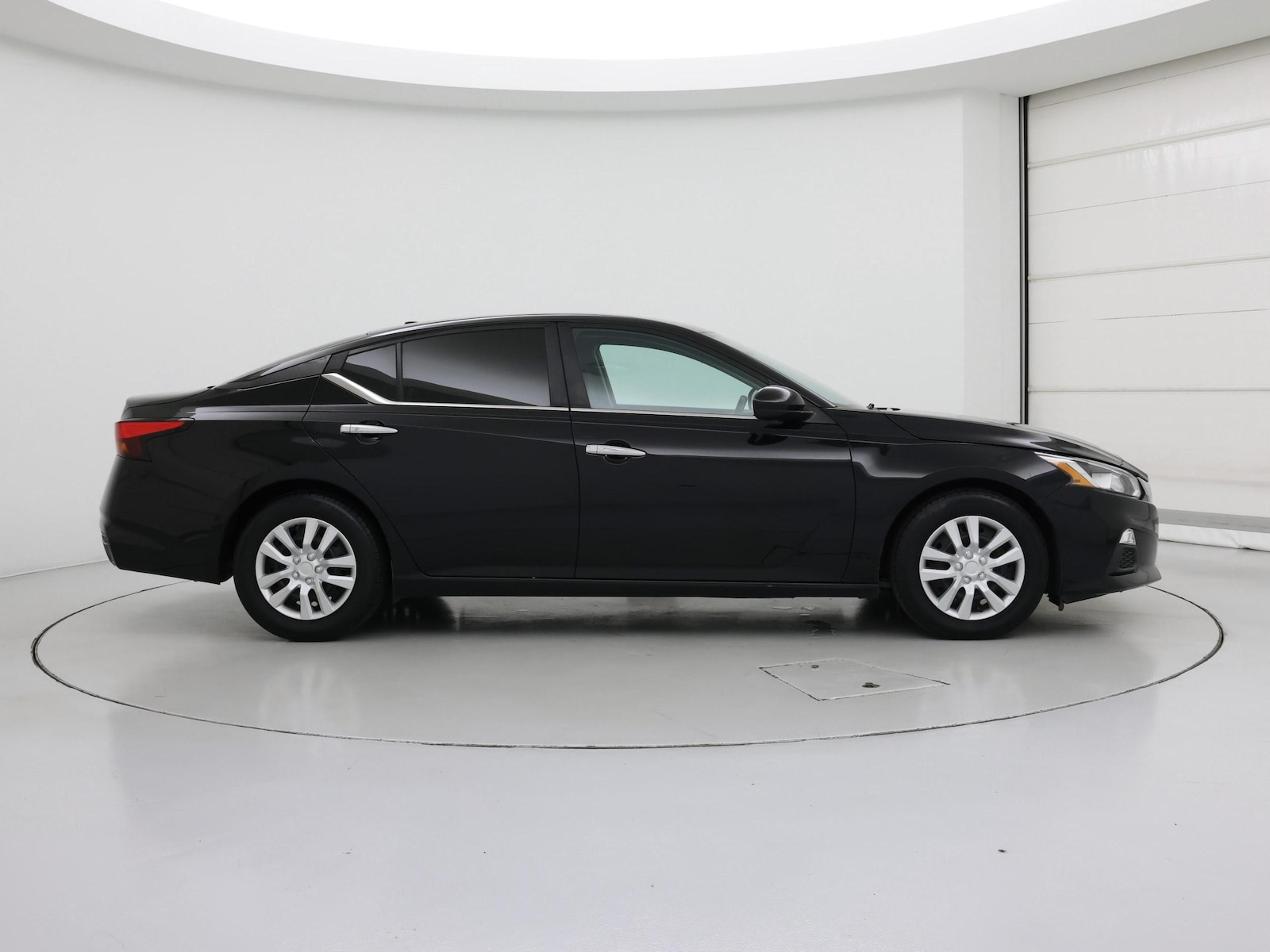 2019 Nissan Altima S - Photo 8
