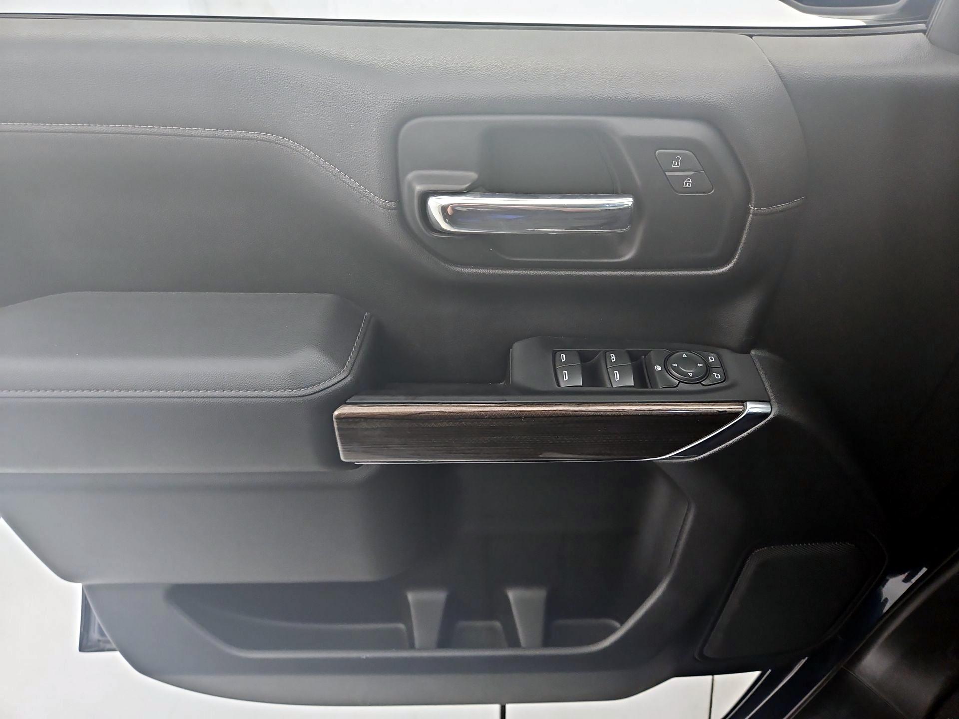 Thumbnail: 2022 Chevrolet Silverado 1500 - 12