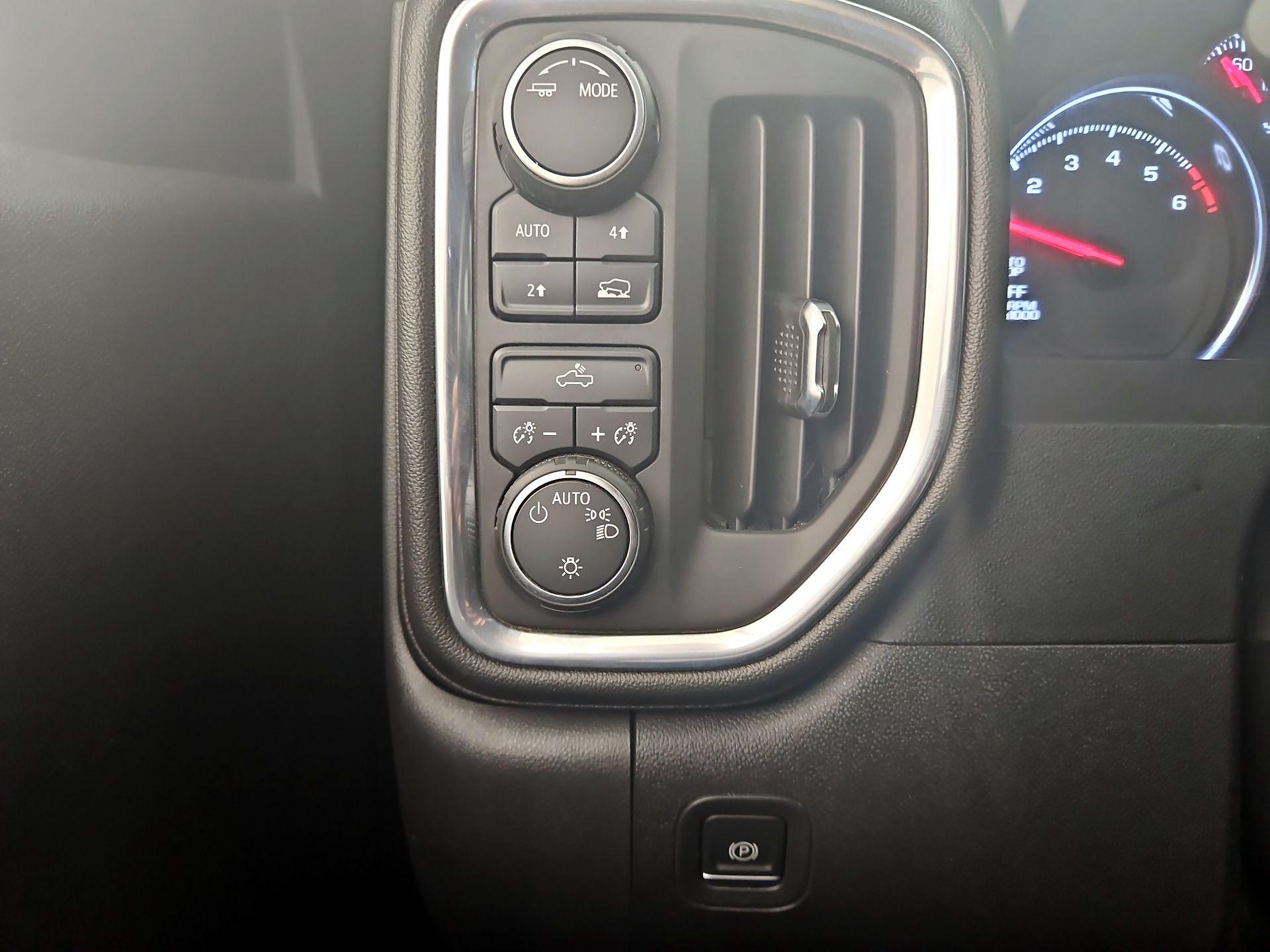 Thumbnail: 2022 Chevrolet Silverado 1500 - 13