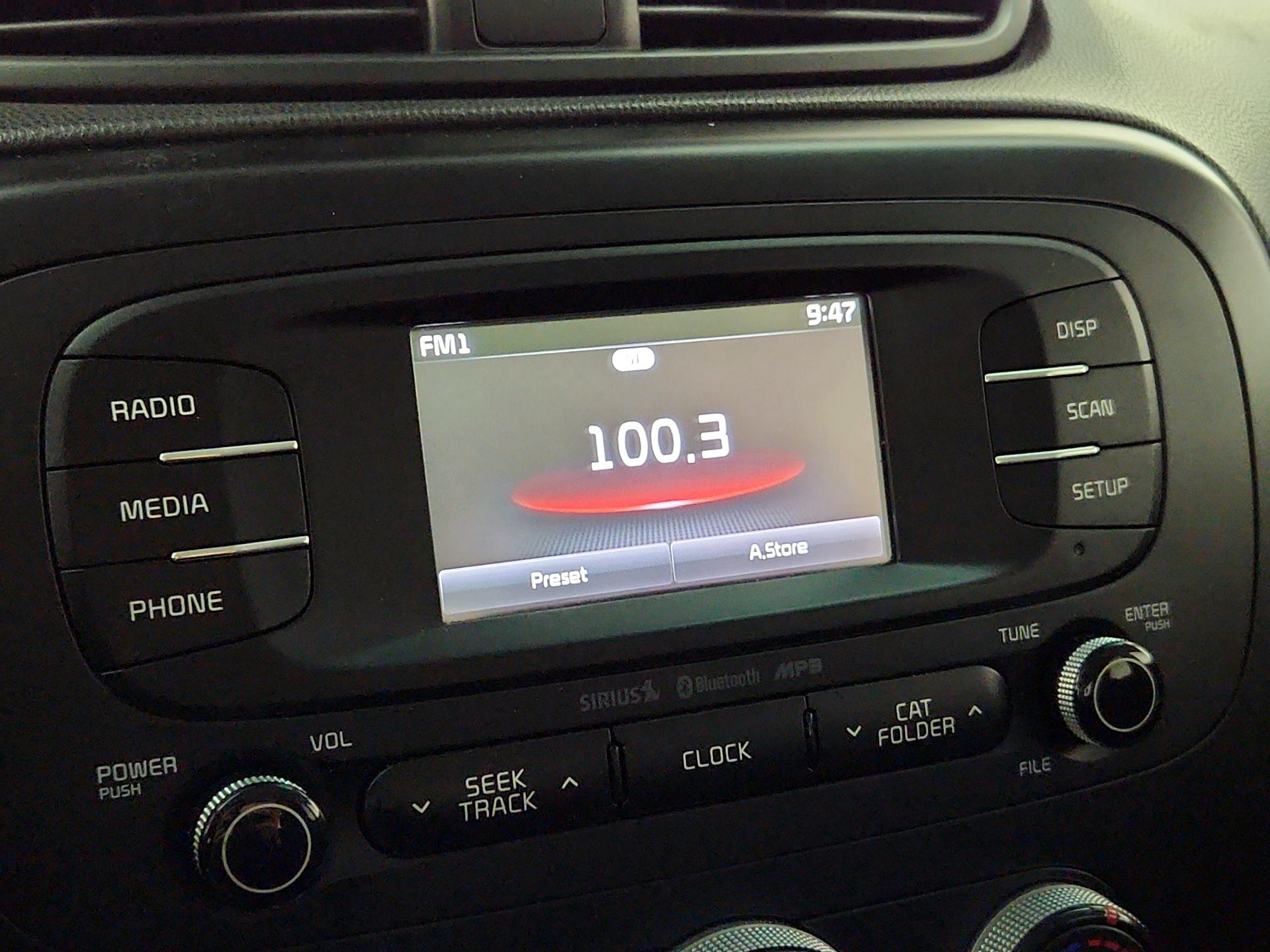 Thumbnail: 2016 Kia Soul - 15