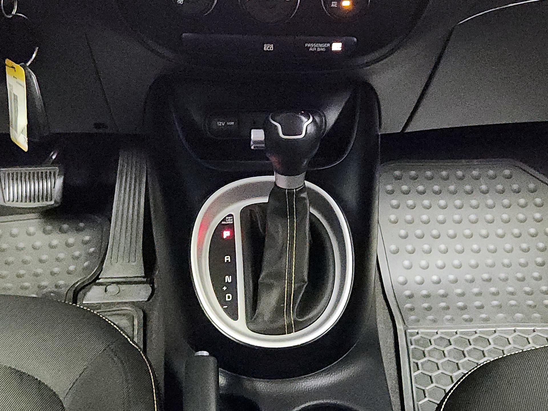 Thumbnail: 2016 Kia Soul - 17