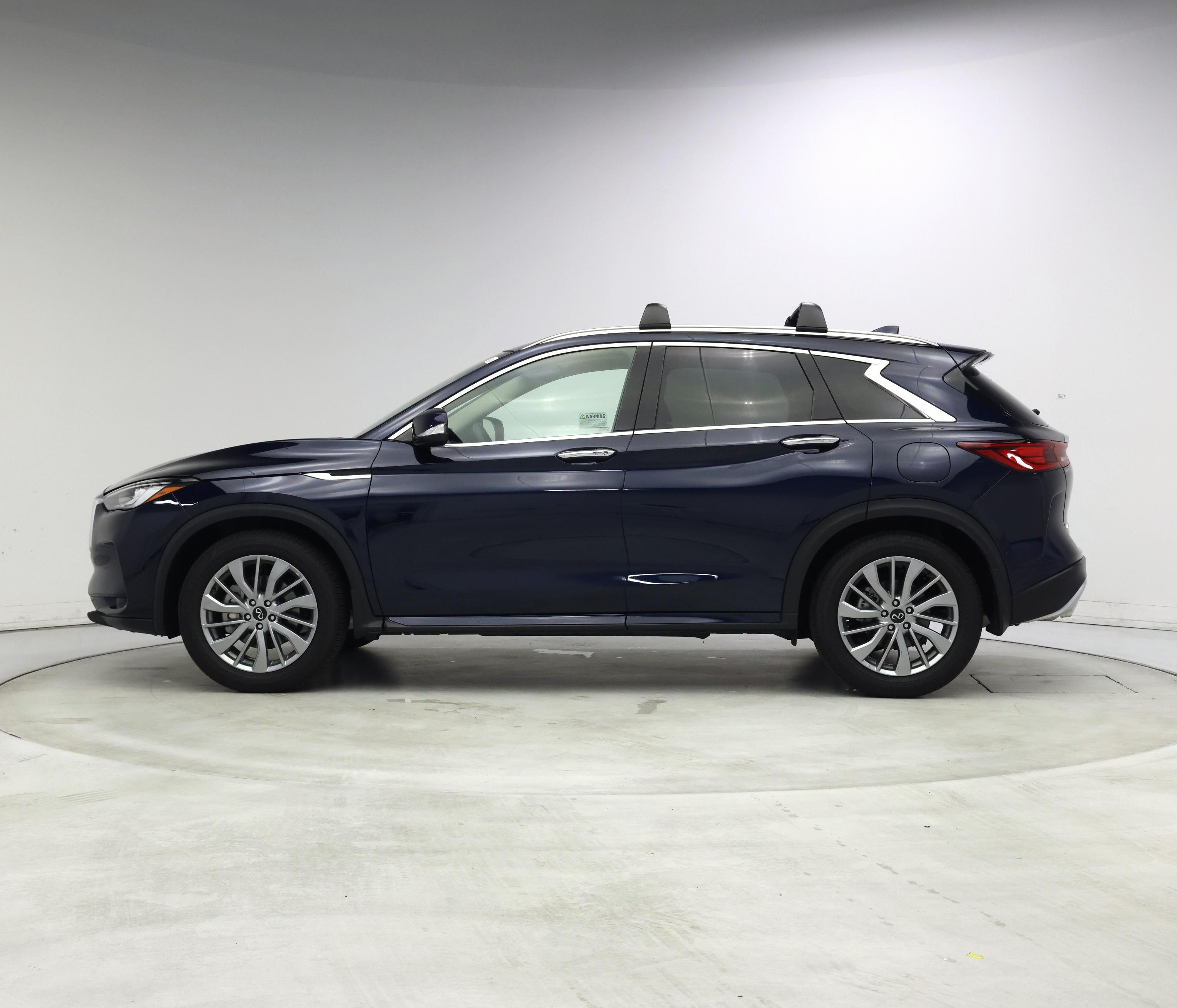 Thumbnail: 2025 INFINITI QX50 - 3