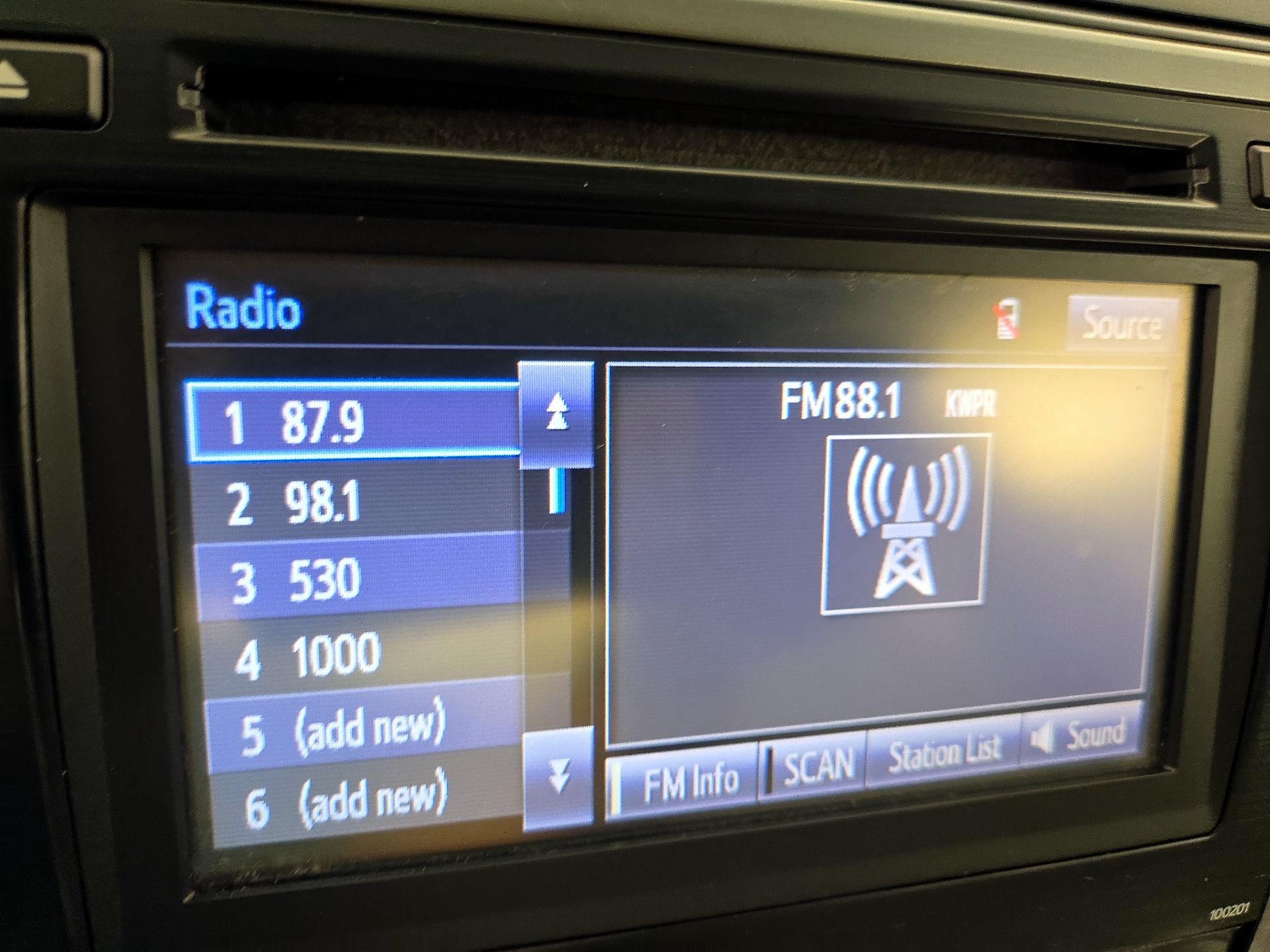 Thumbnail: 2014 Toyota Camry - 15