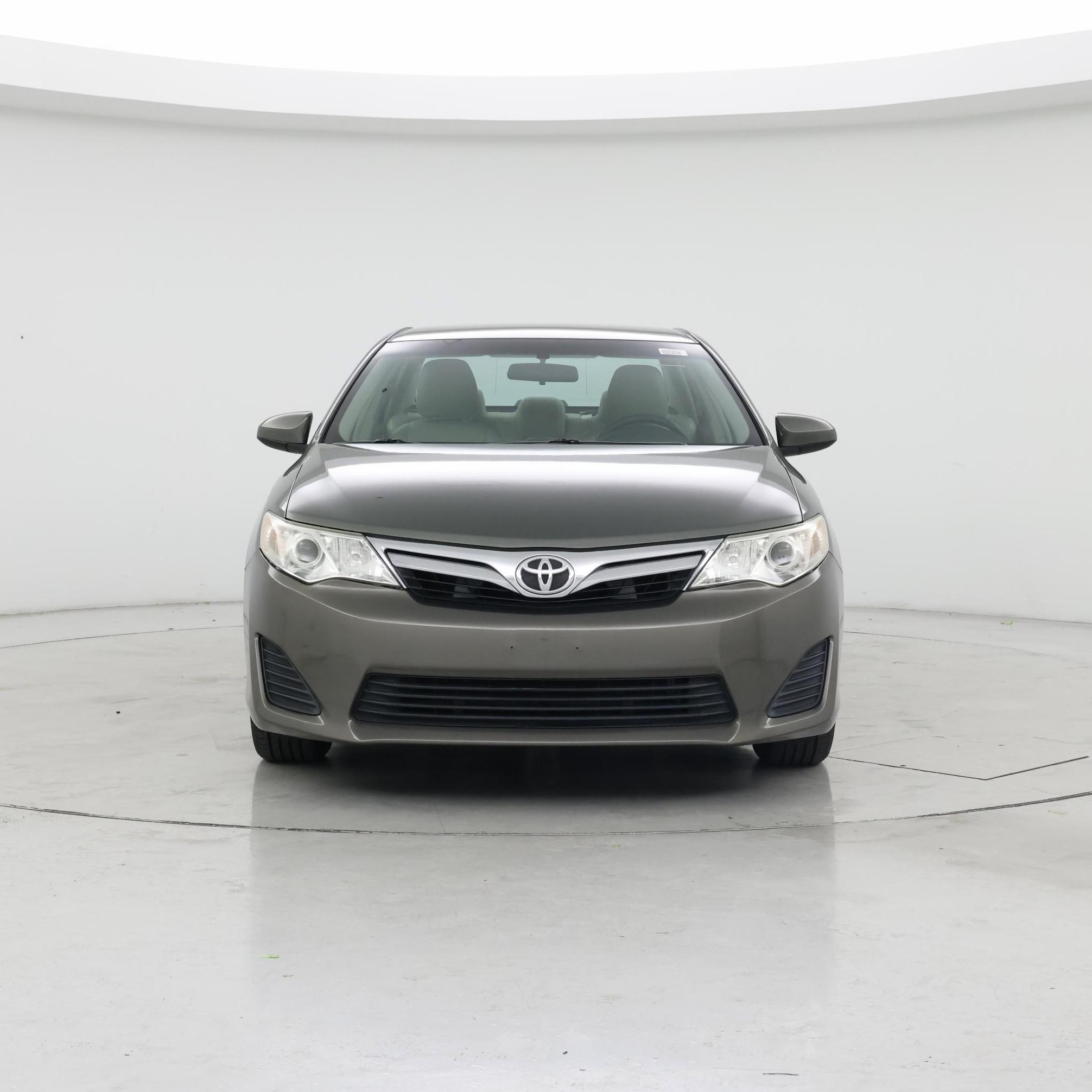 Thumbnail: 2014 Toyota Camry - 5