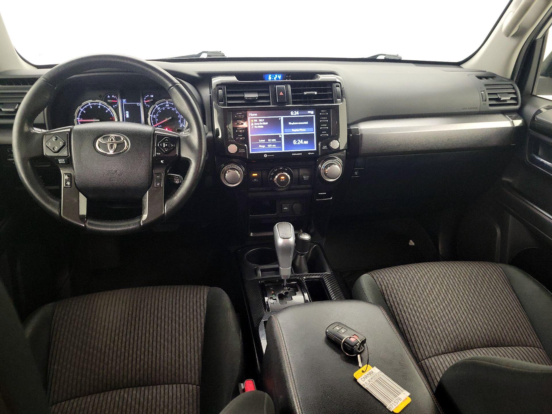 Thumbnail: 2021 Toyota 4Runner - 9