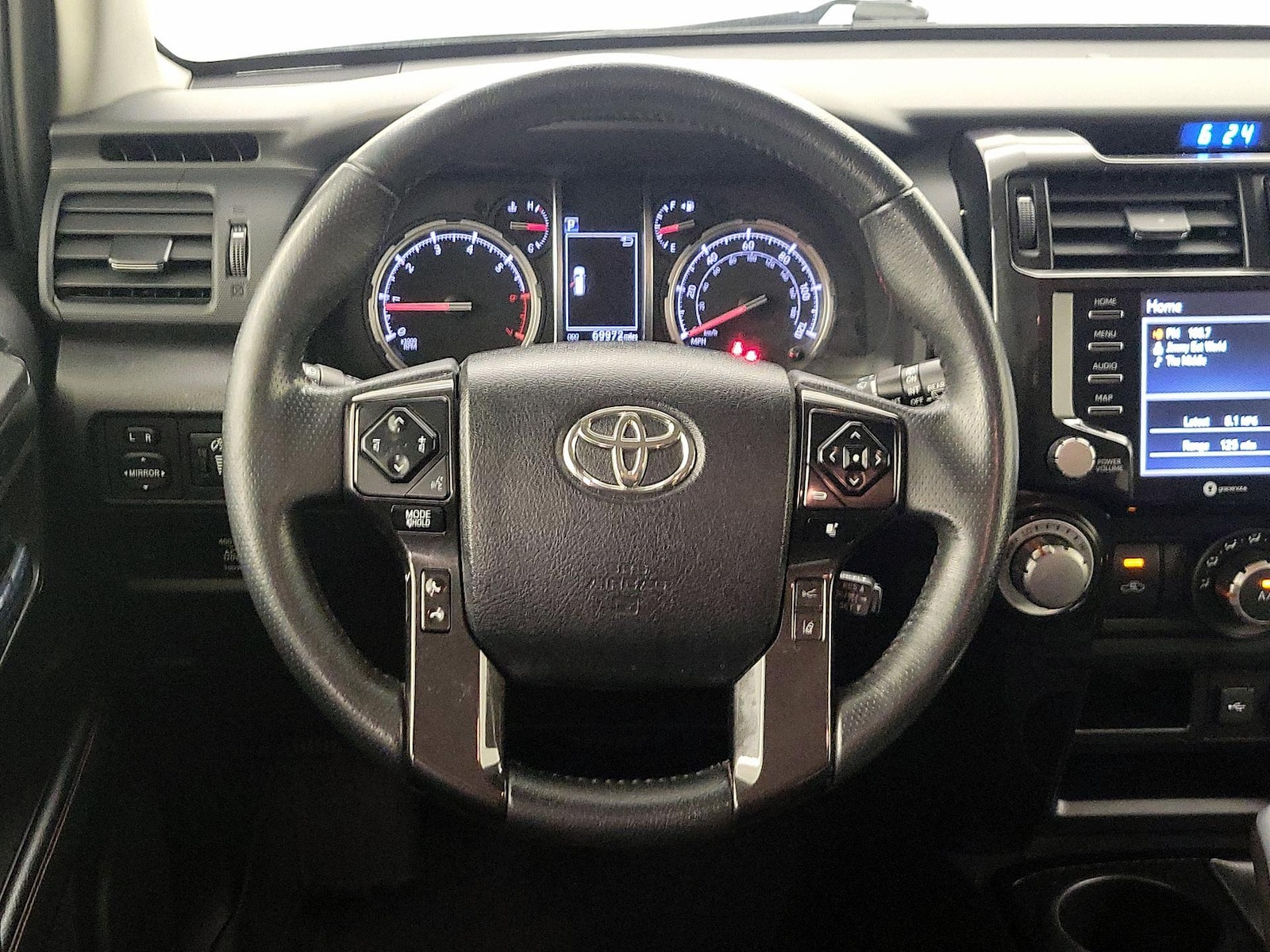 2021 Toyota 4Runner Off-Road - Photo 11