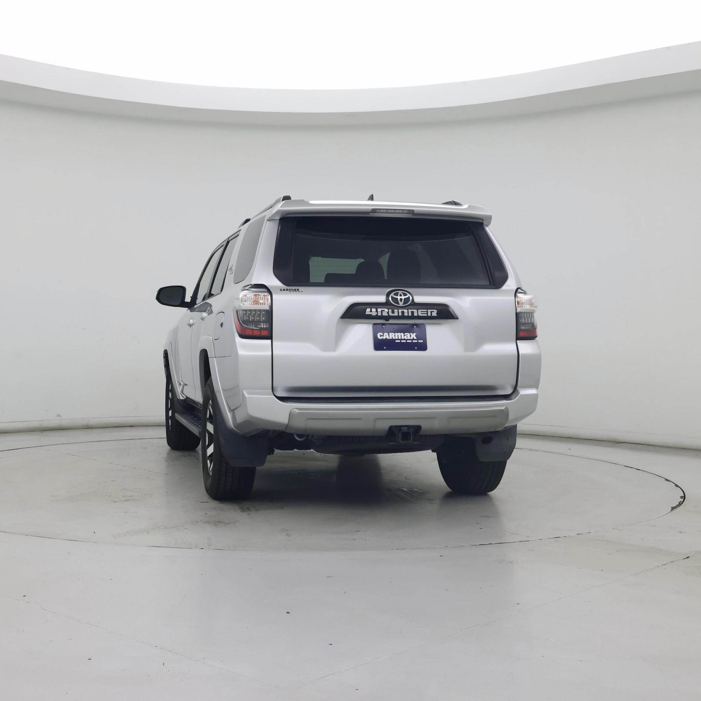 Thumbnail: 2021 Toyota 4Runner - 6