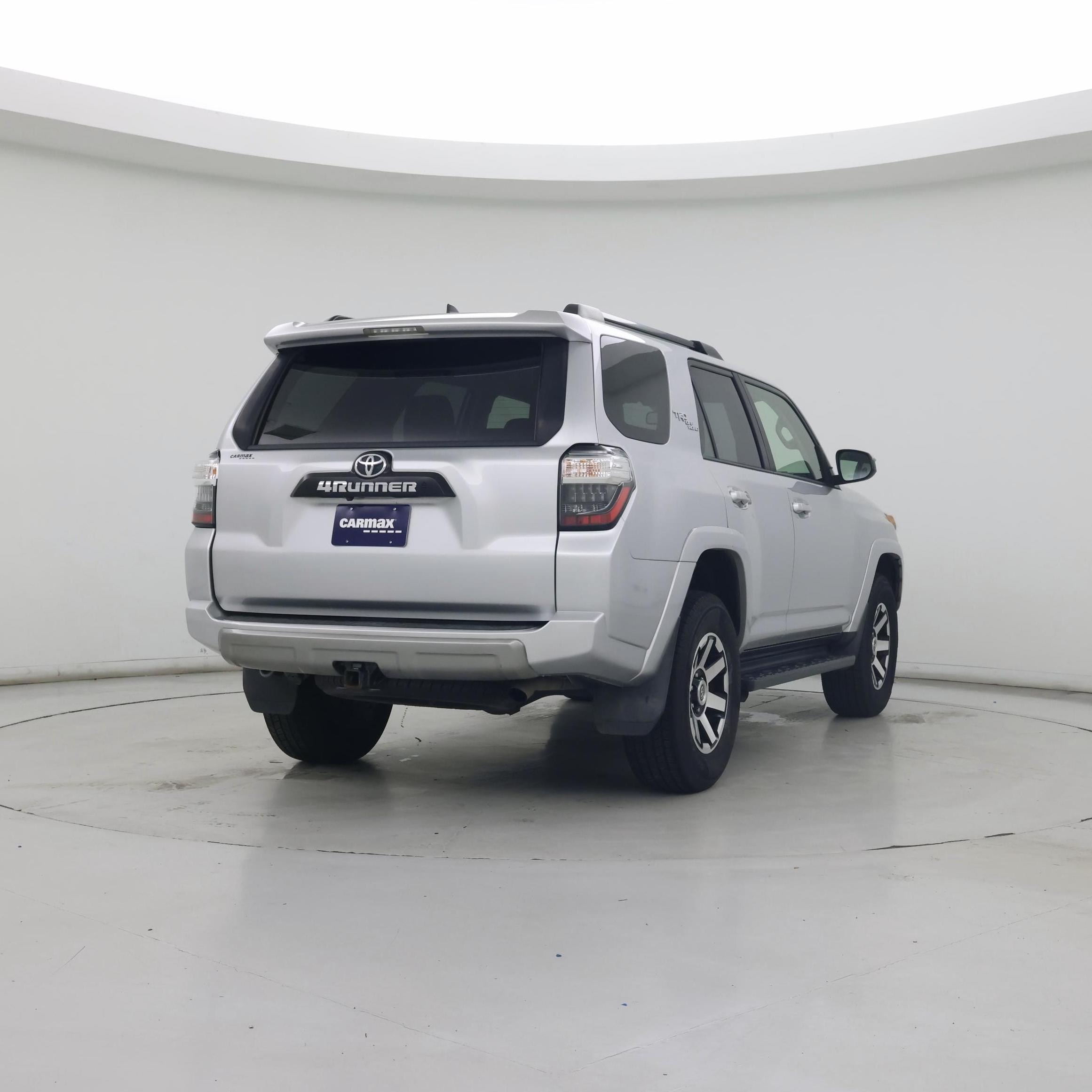 Thumbnail: 2021 Toyota 4Runner - 8