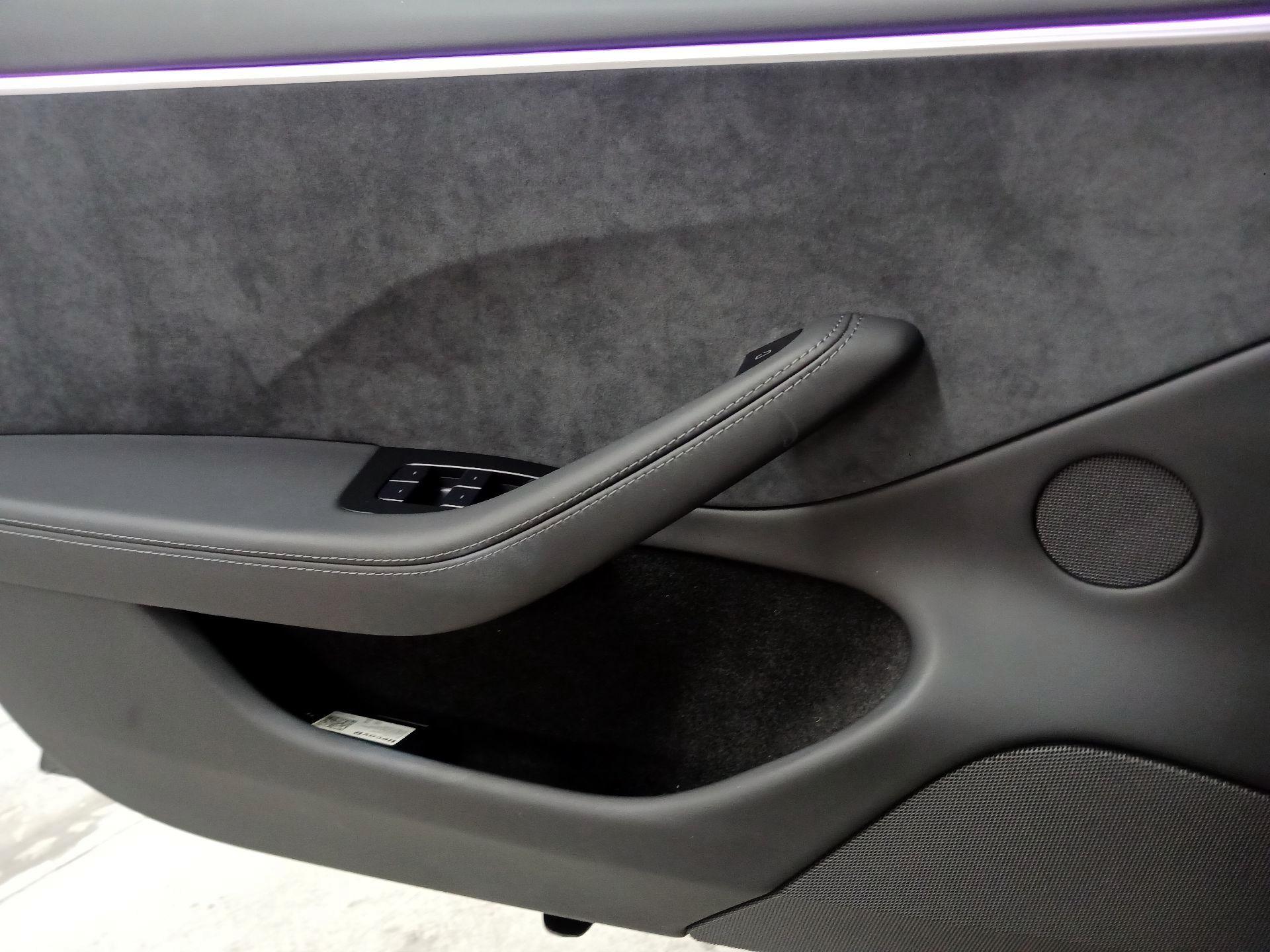 Thumbnail: 2024 Tesla Model 3 - 12