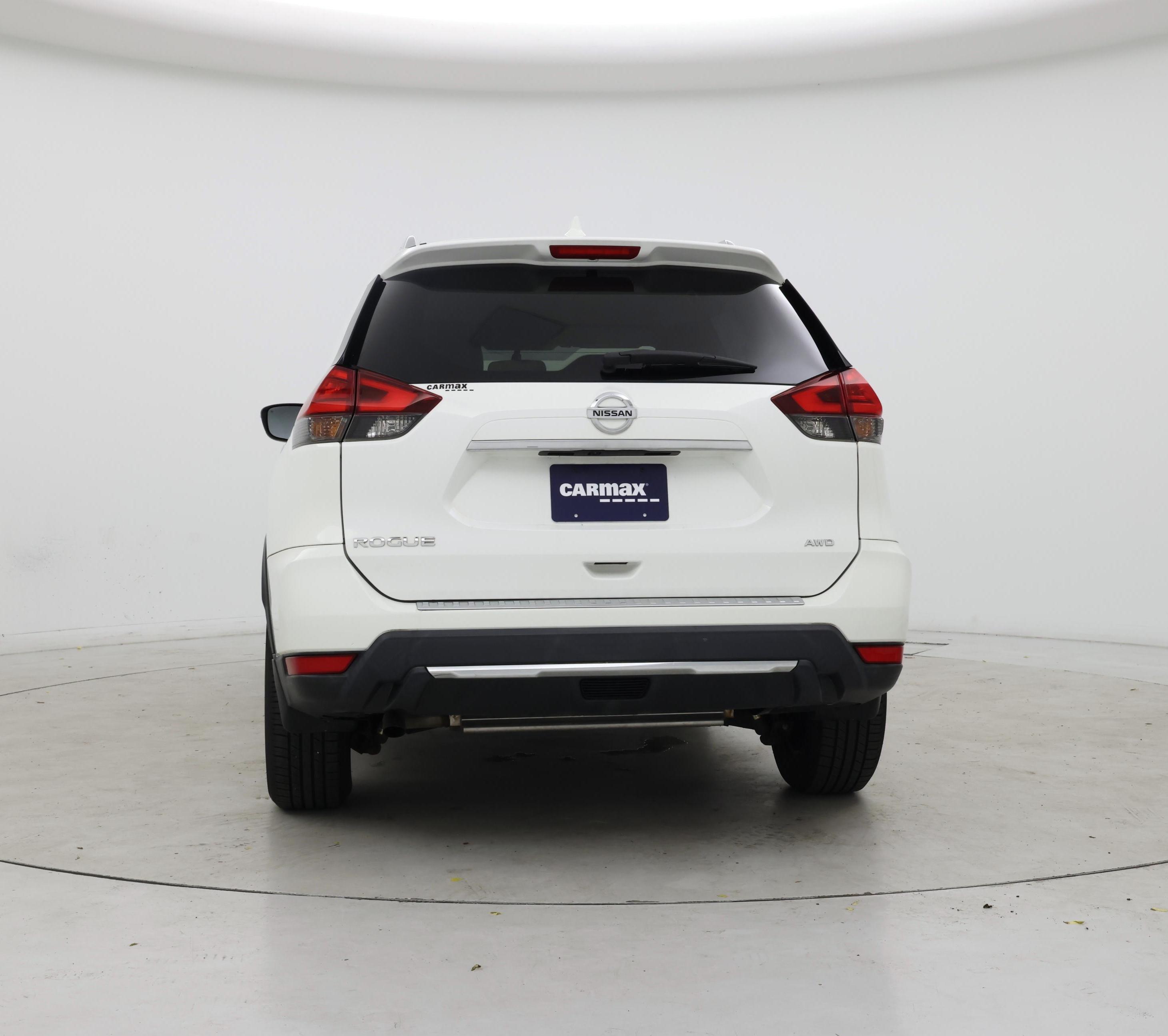 Thumbnail: 2017 Nissan Rogue - 6