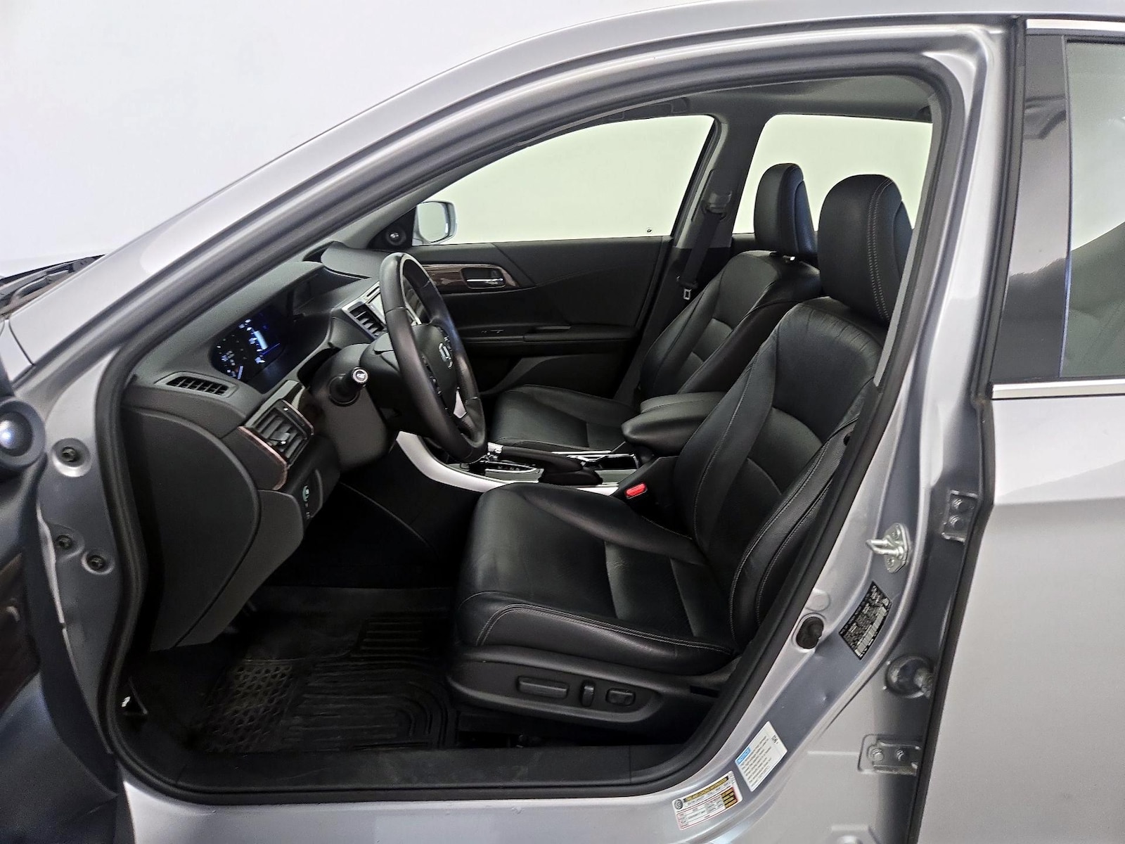 2017 Honda Accord Hybrid Touring - Photo 12