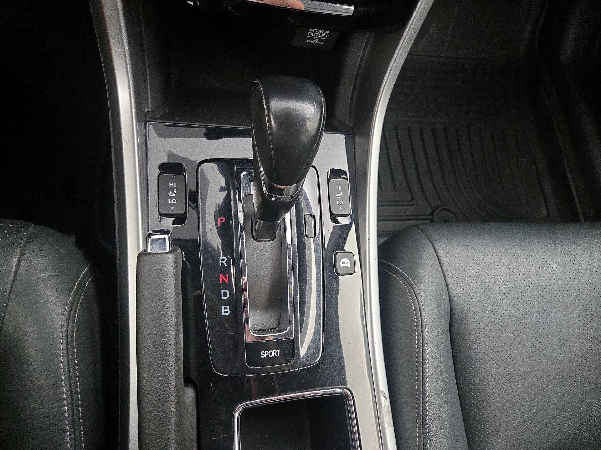 Thumbnail: 2017 Honda Accord - 18