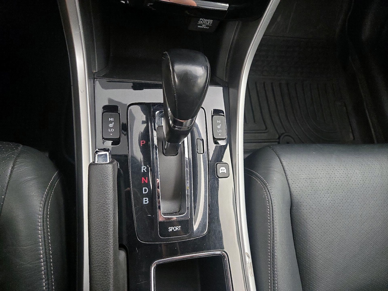 2017 Honda Accord Hybrid Touring - Photo 19