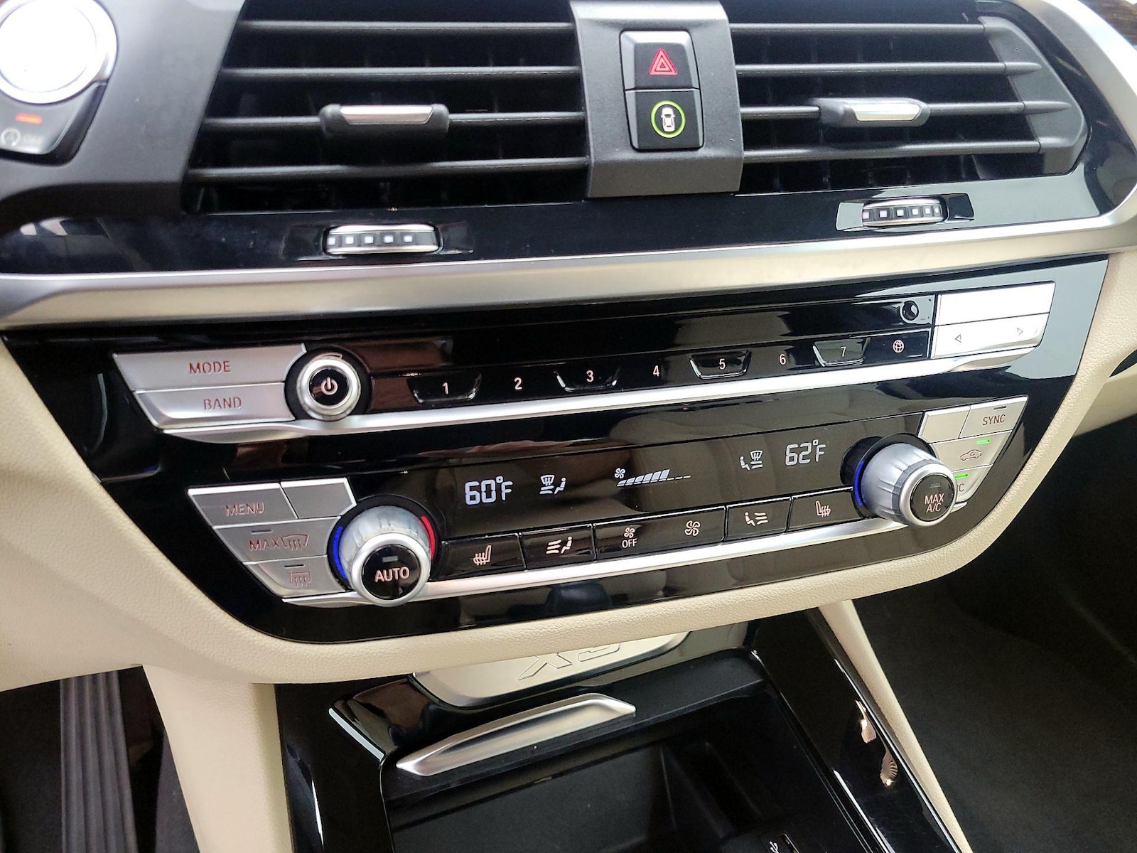 2020 BMW X3 30i - Photo 18